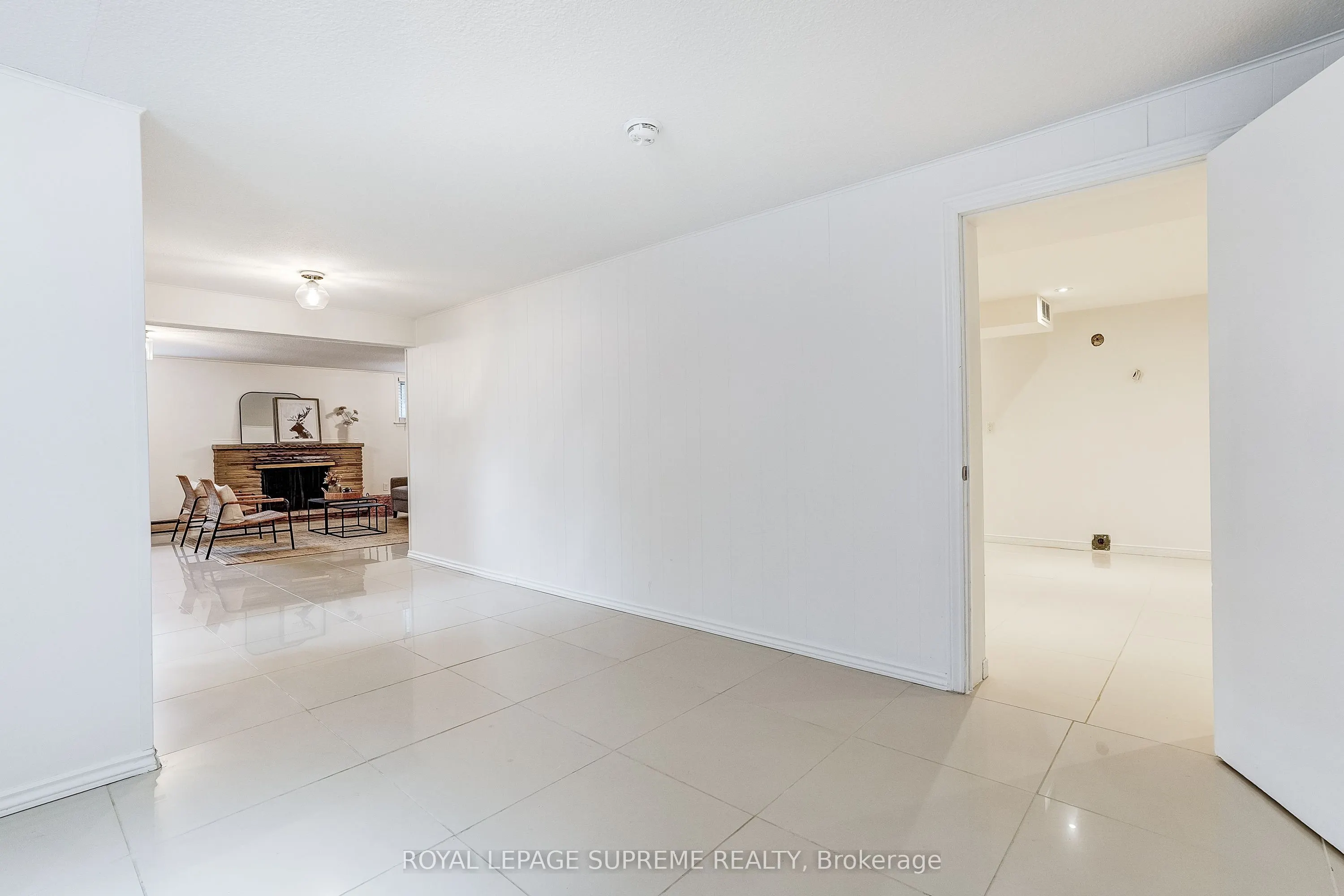 100 Summitcrest Drive