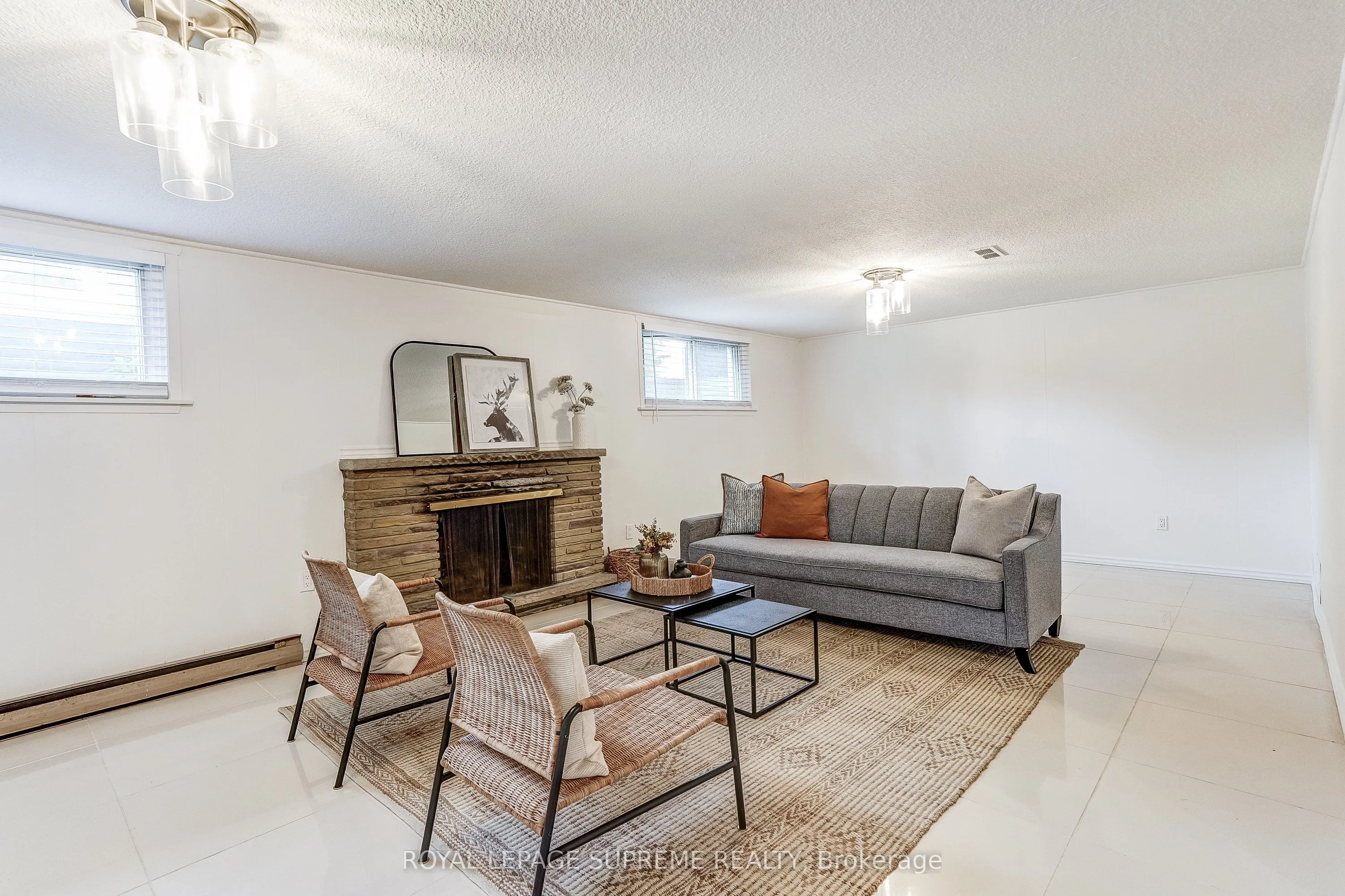 100 Summitcrest Drive