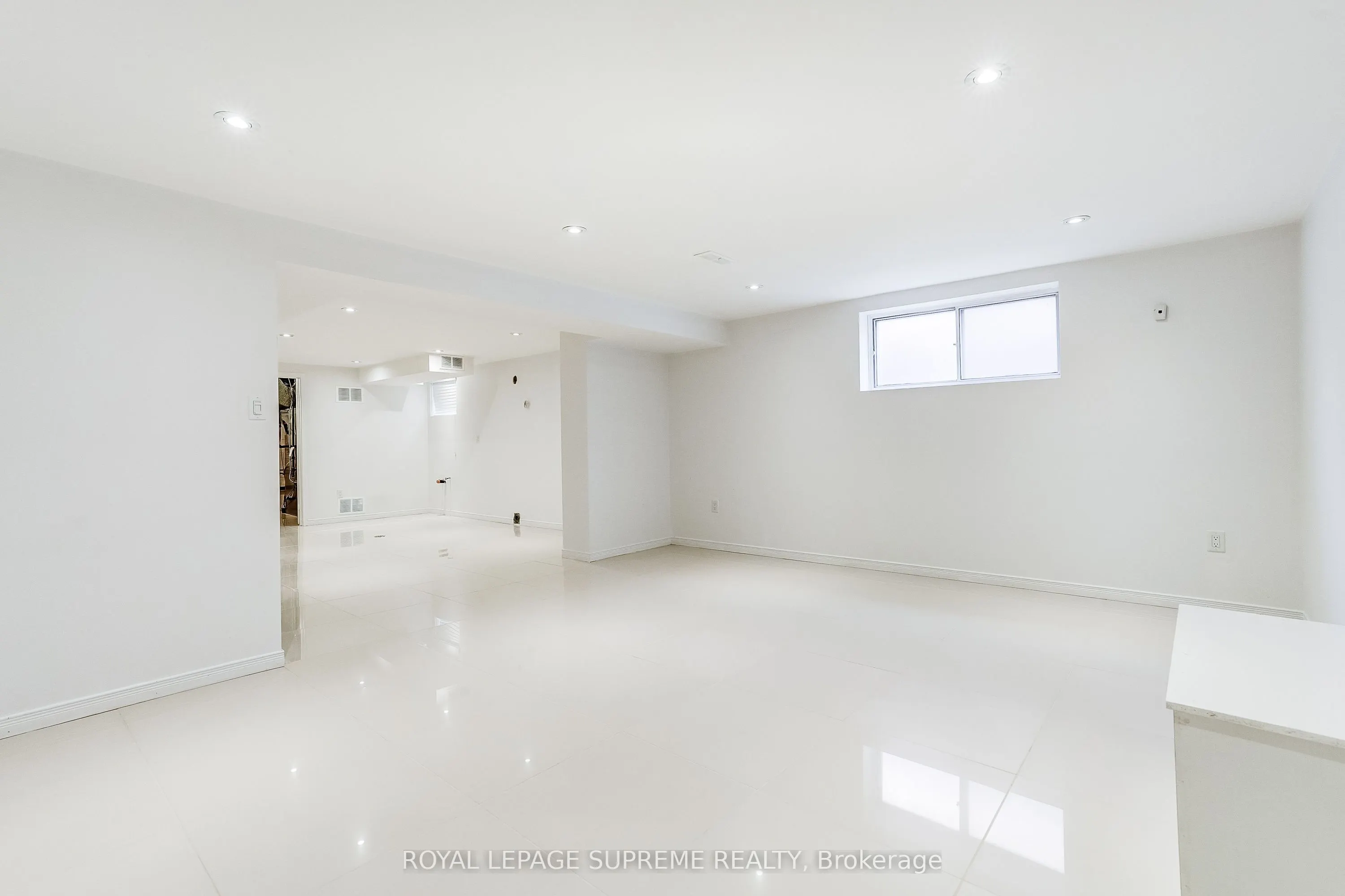 100 Summitcrest Drive