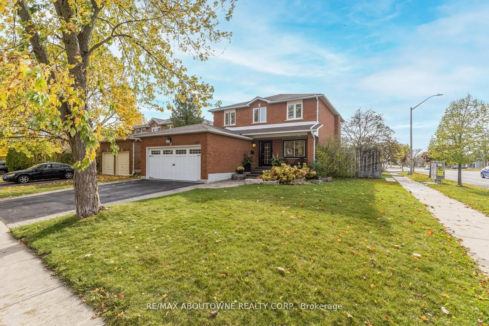 467 Hedgerow Lane
