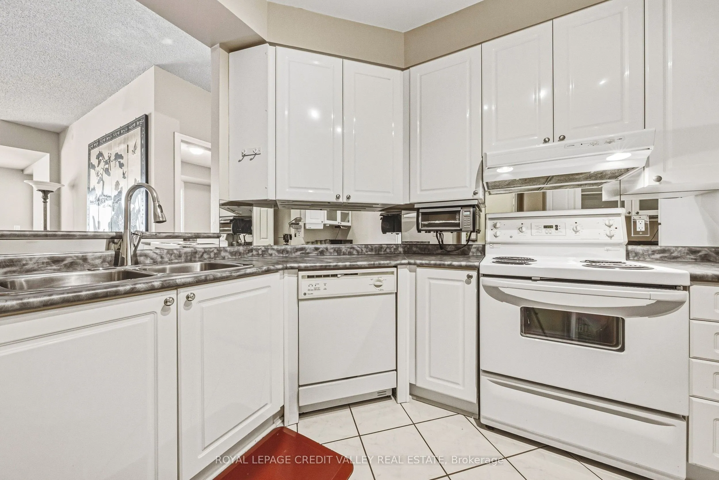 935 Royal York Road E #202