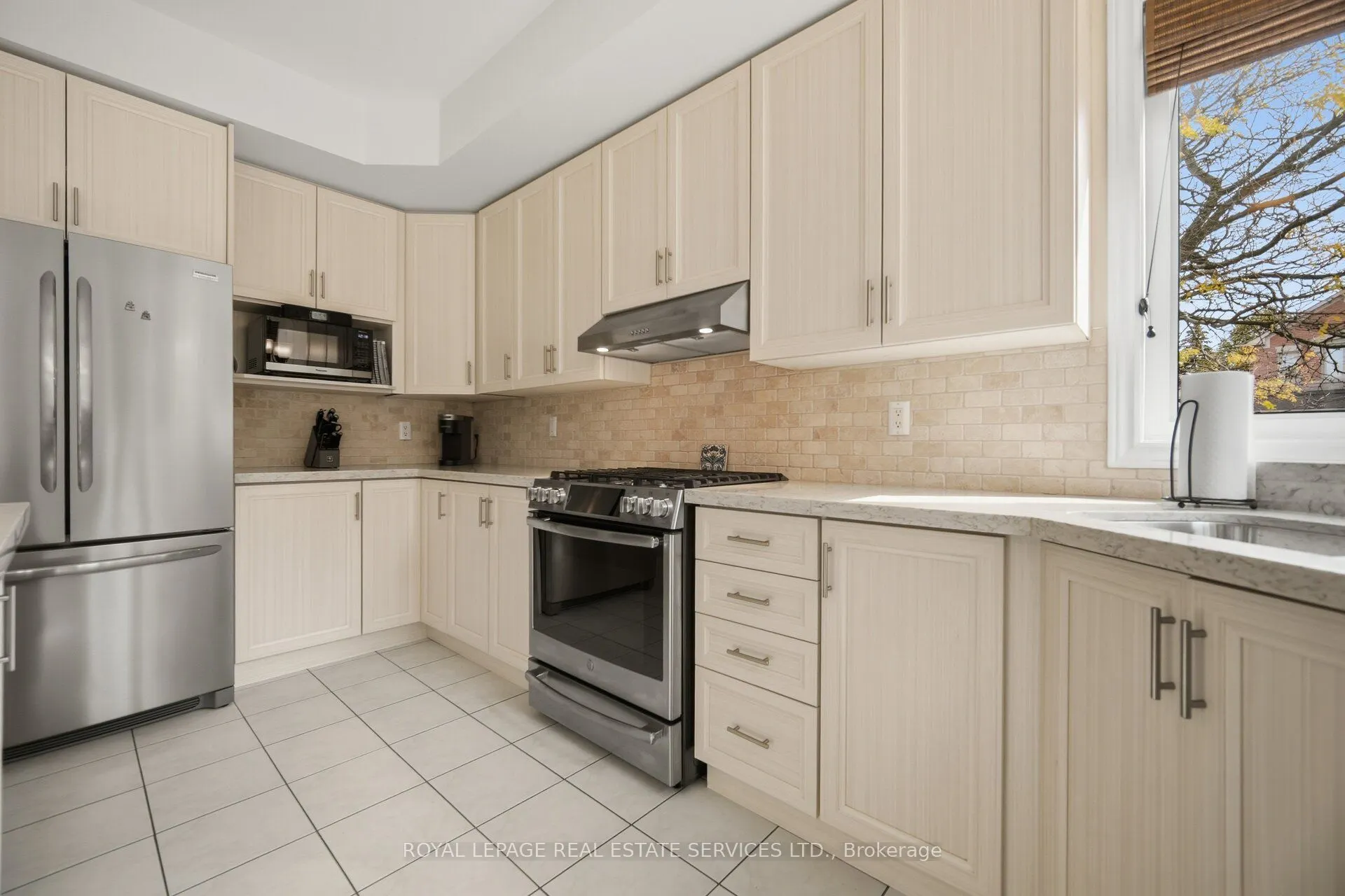 1600 Glenvista Drive