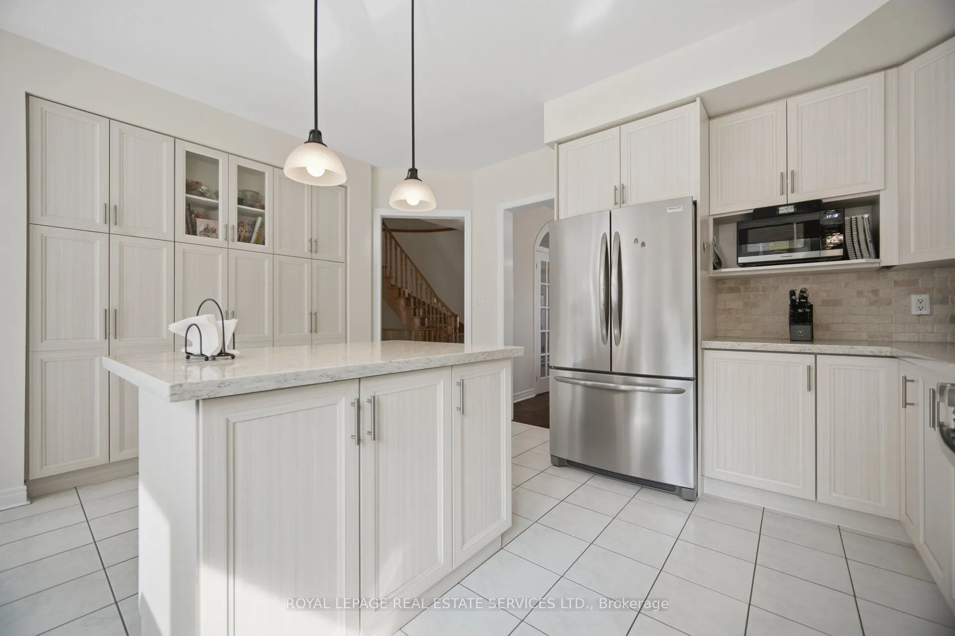 1600 Glenvista Drive