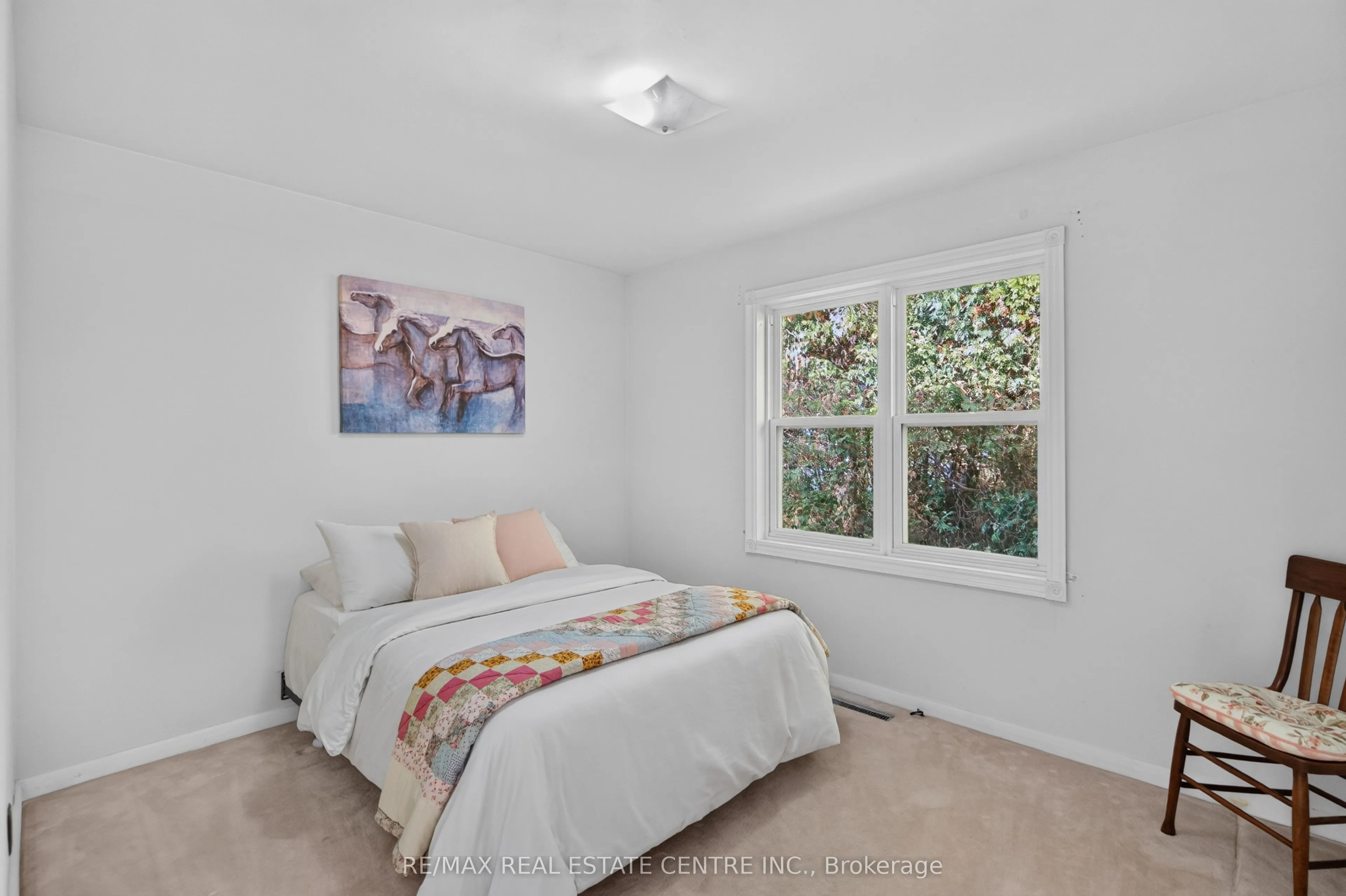 226 Elmwood Crescent