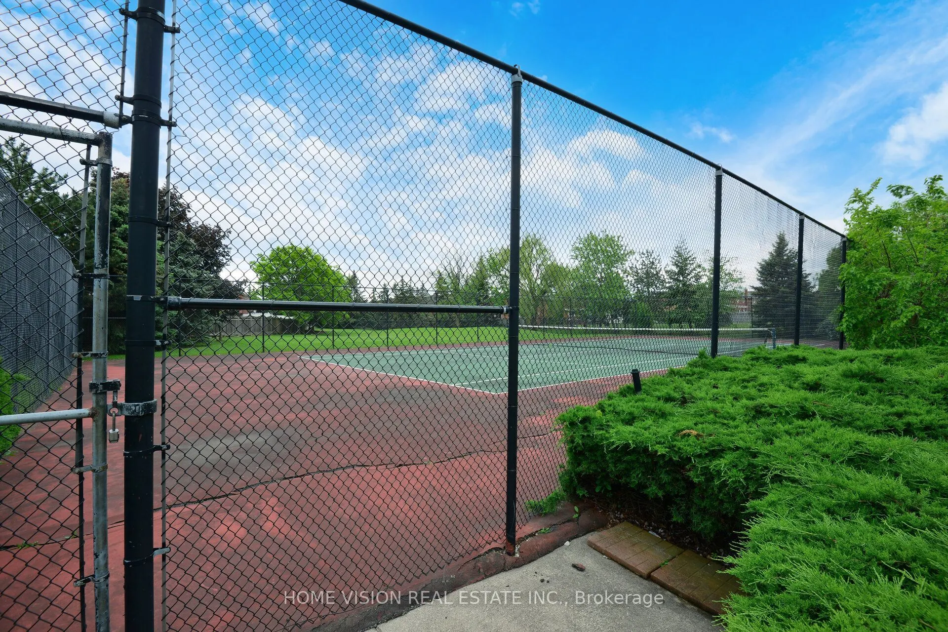 400 Webb Drive S #1407