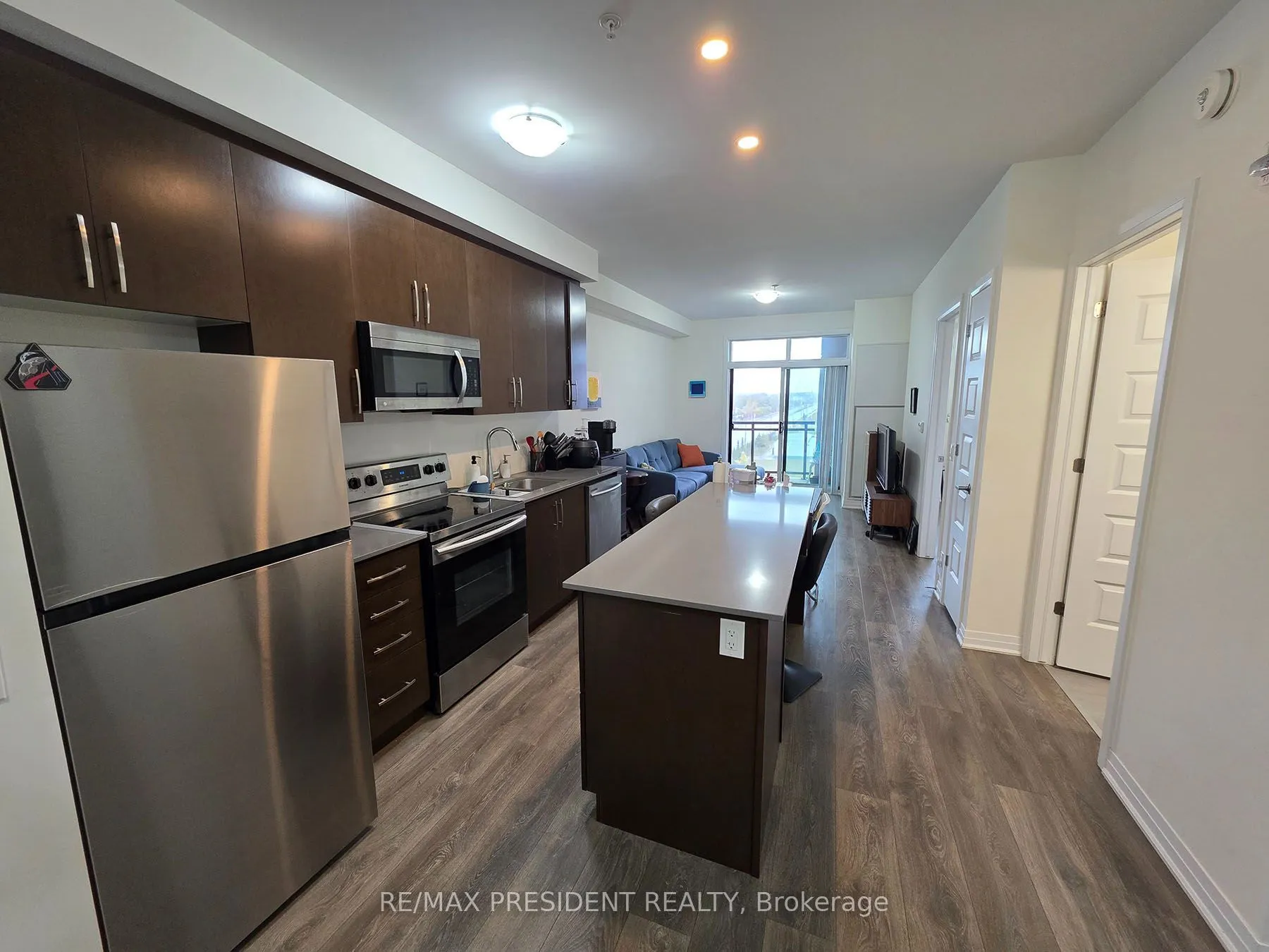 1105 Leger Way #521