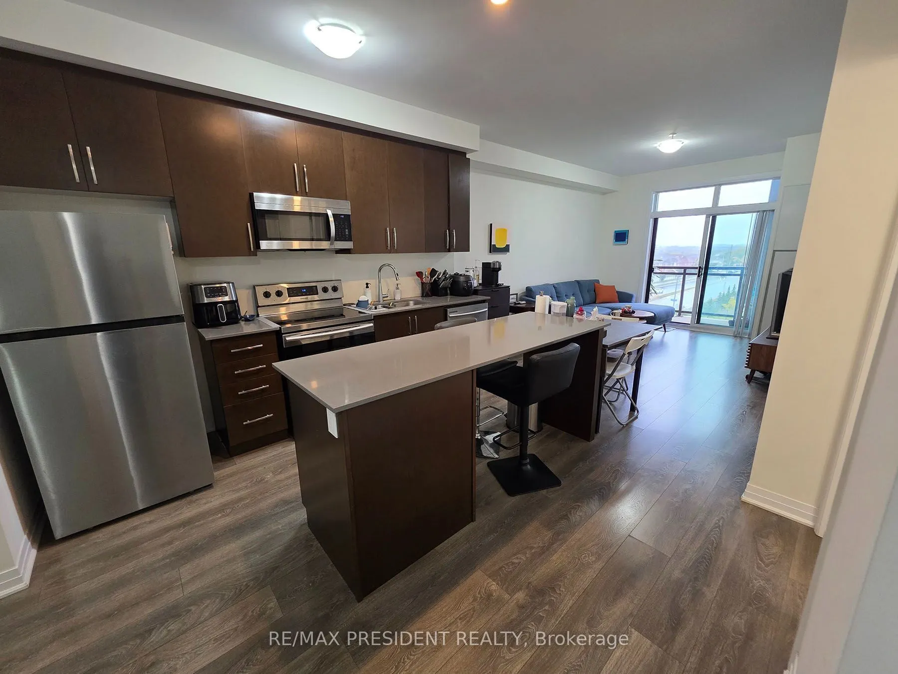 1105 Leger Way #521