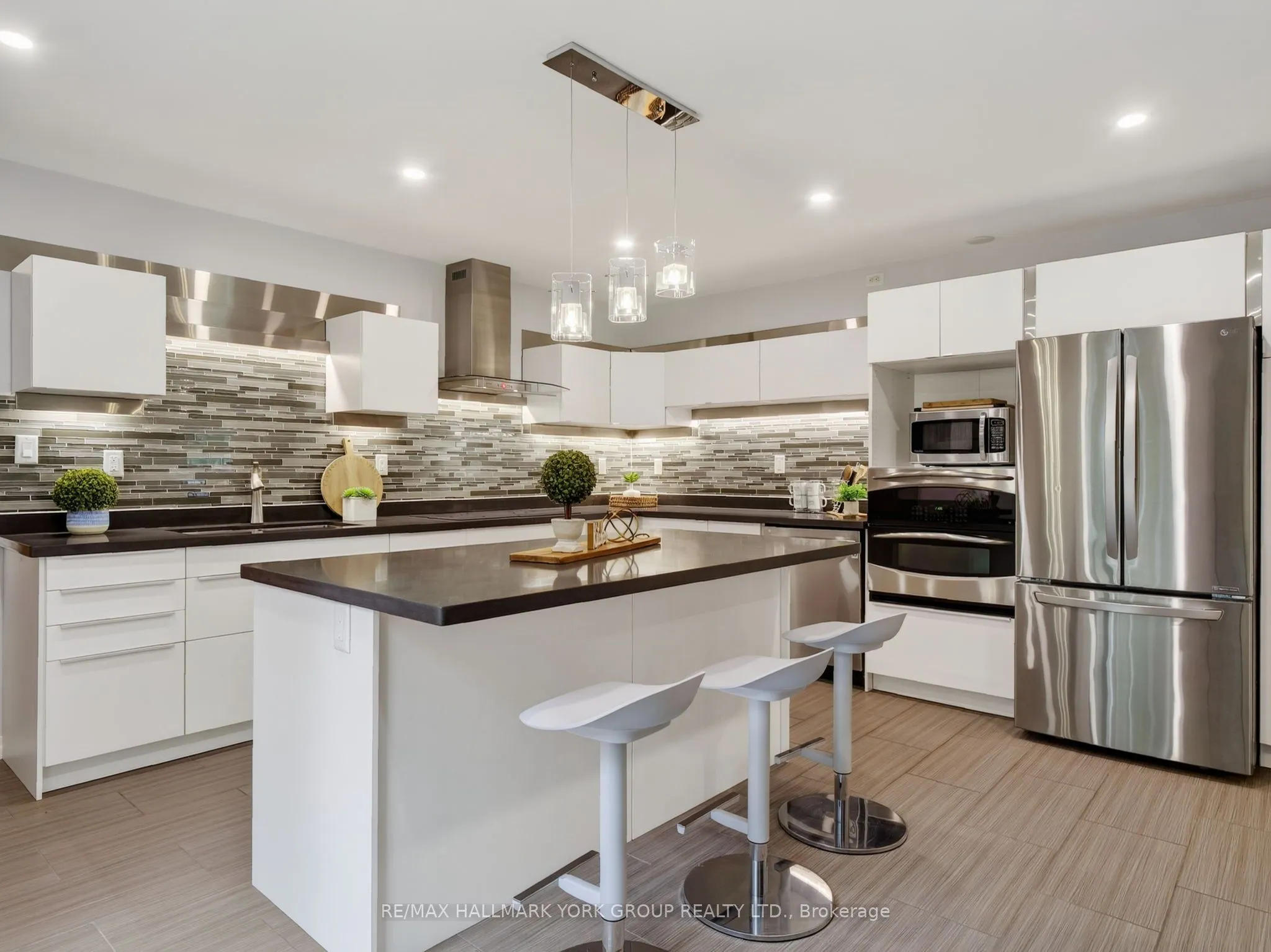 21 Birchview Drive