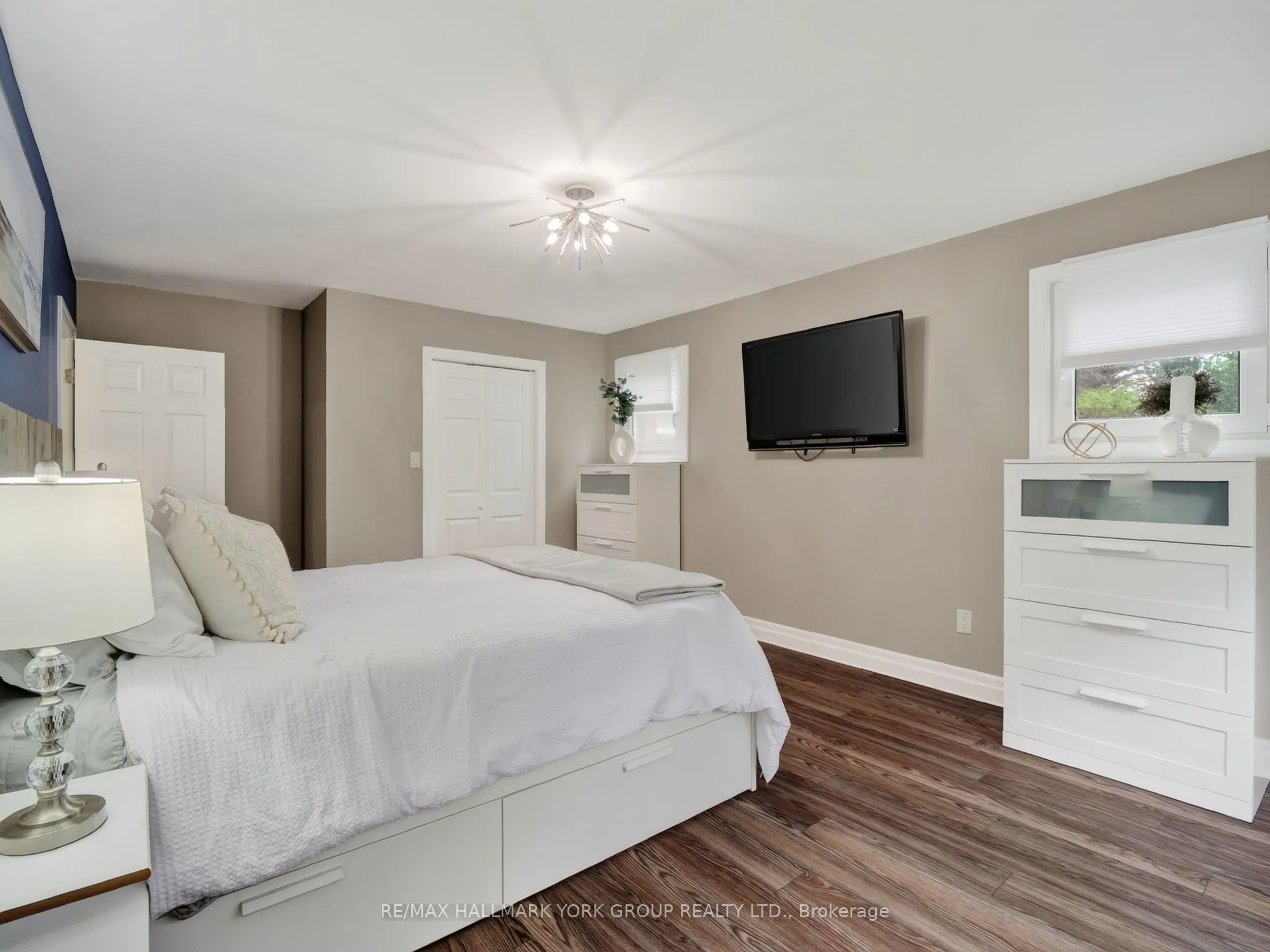 21 Birchview Drive