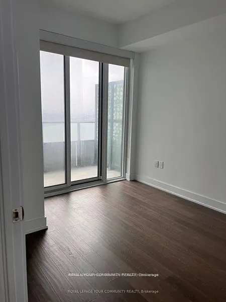 20 Shore Breeze Drive #3304