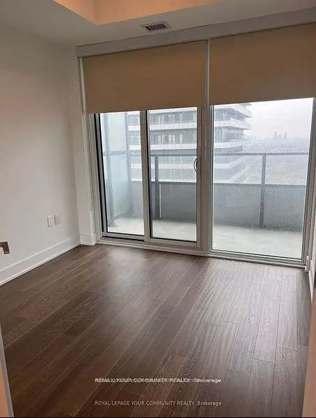 20 Shore Breeze Drive #3304