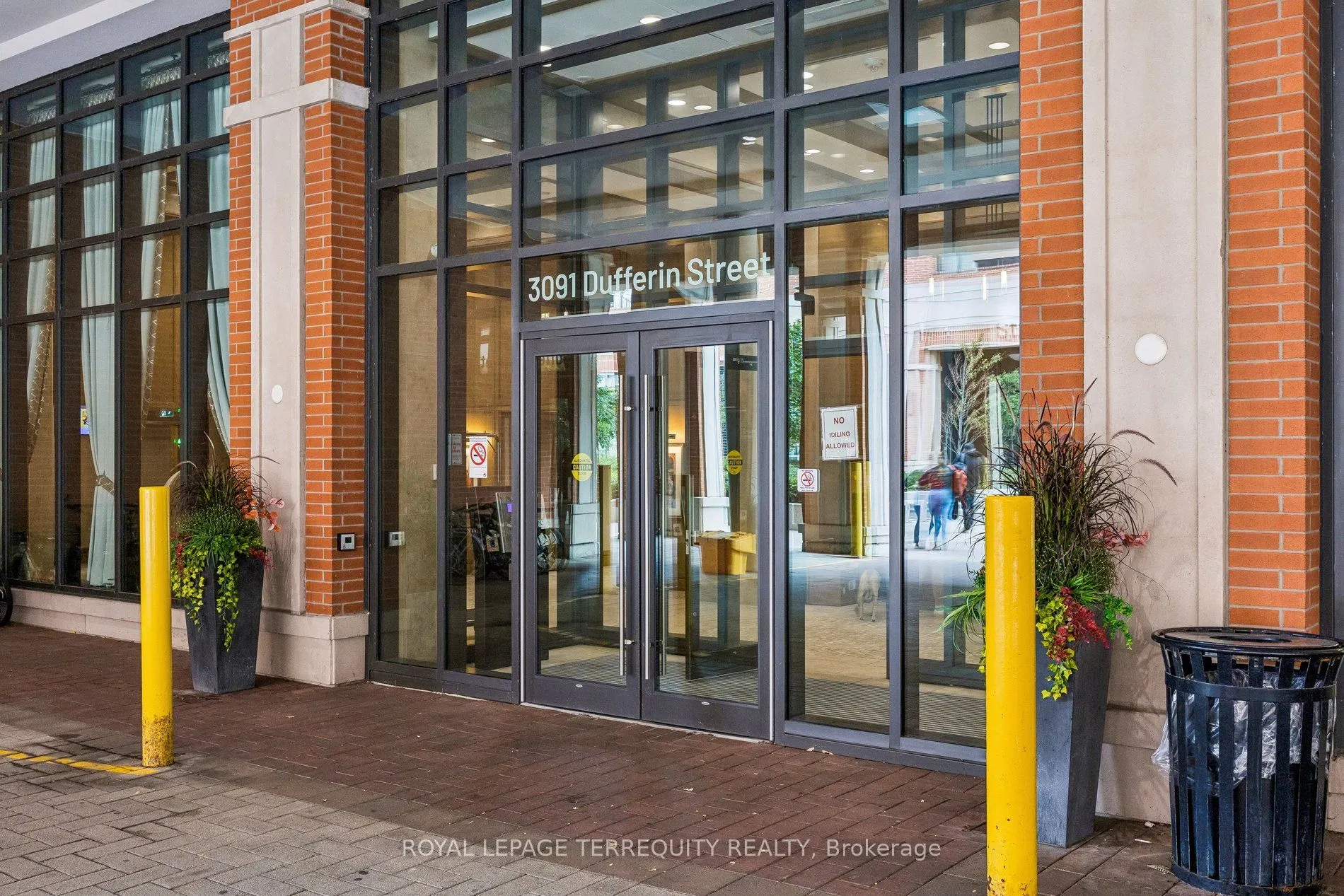 3091 Dufferin Street #524