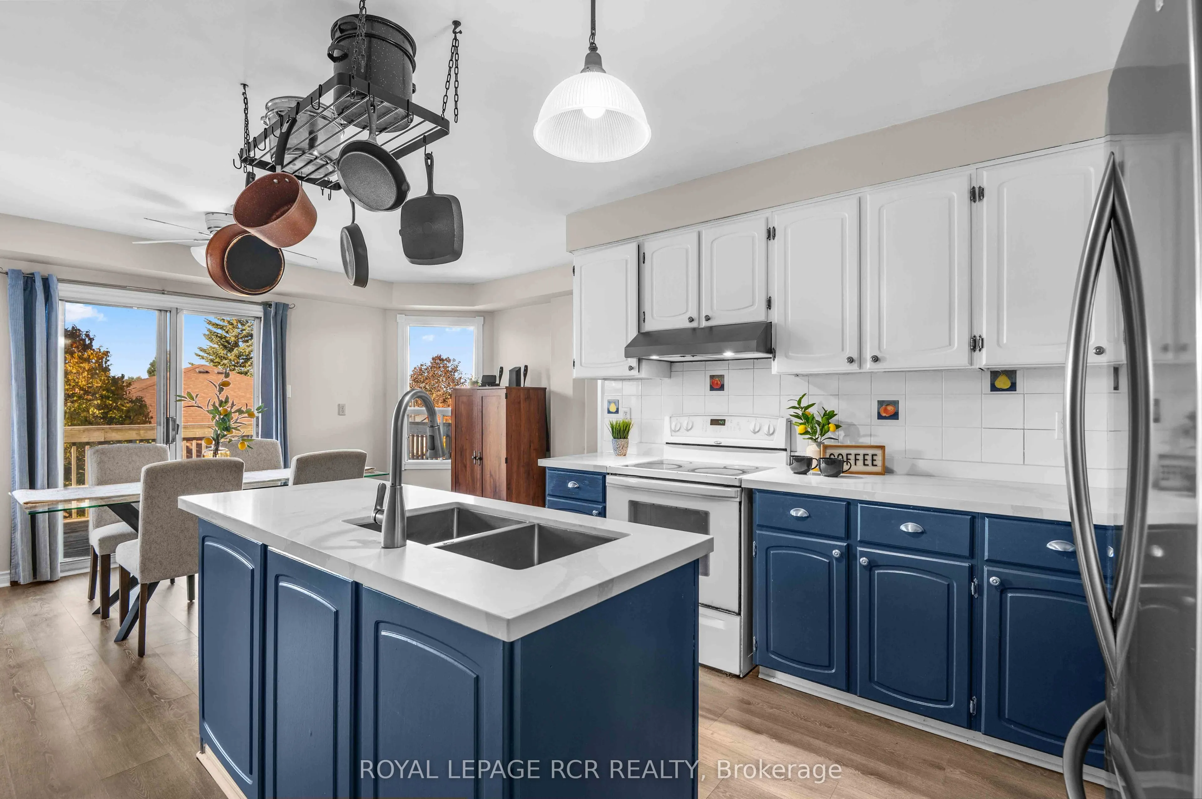 220 Edenwood Crescent