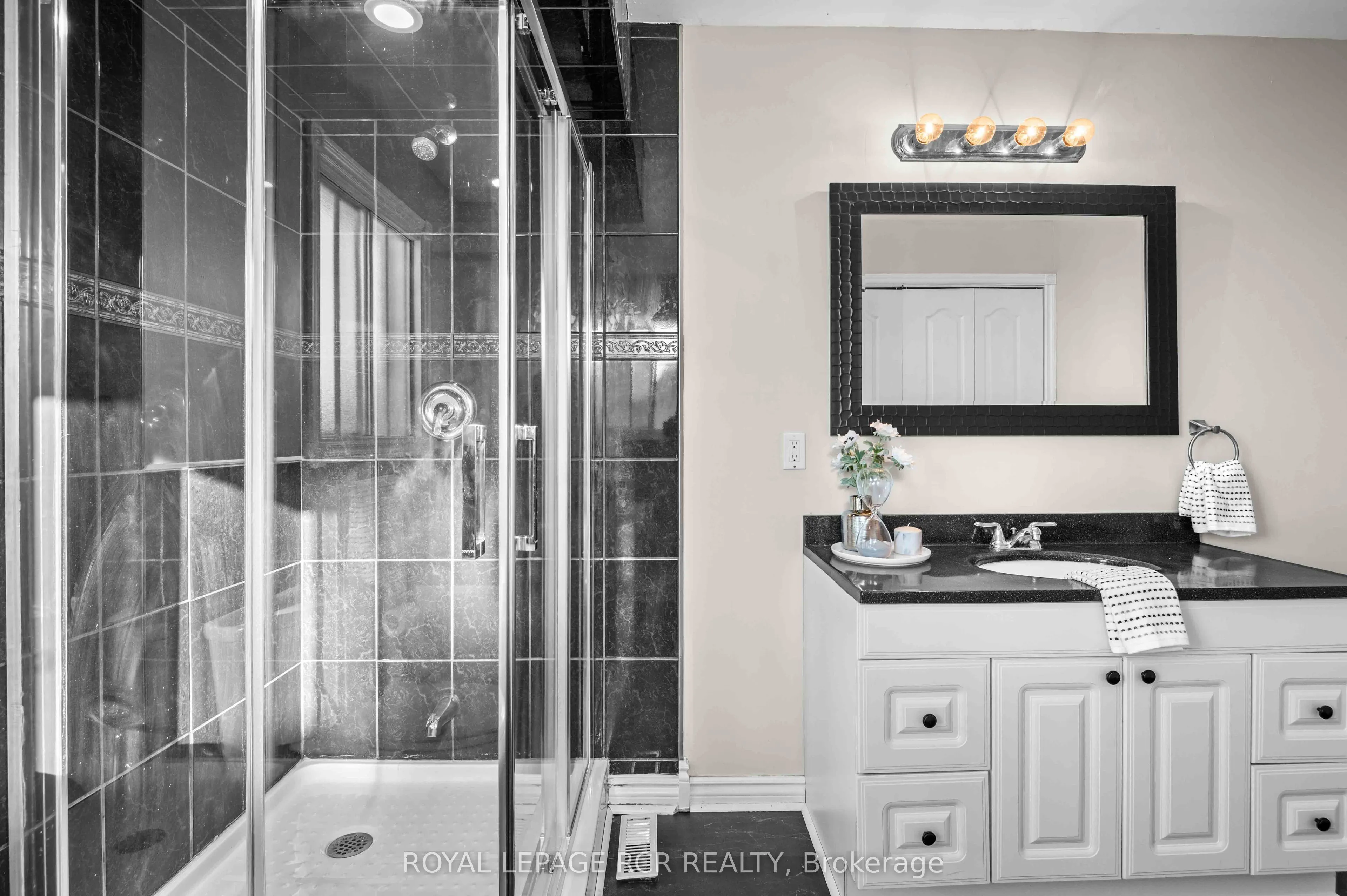 220 Edenwood Crescent