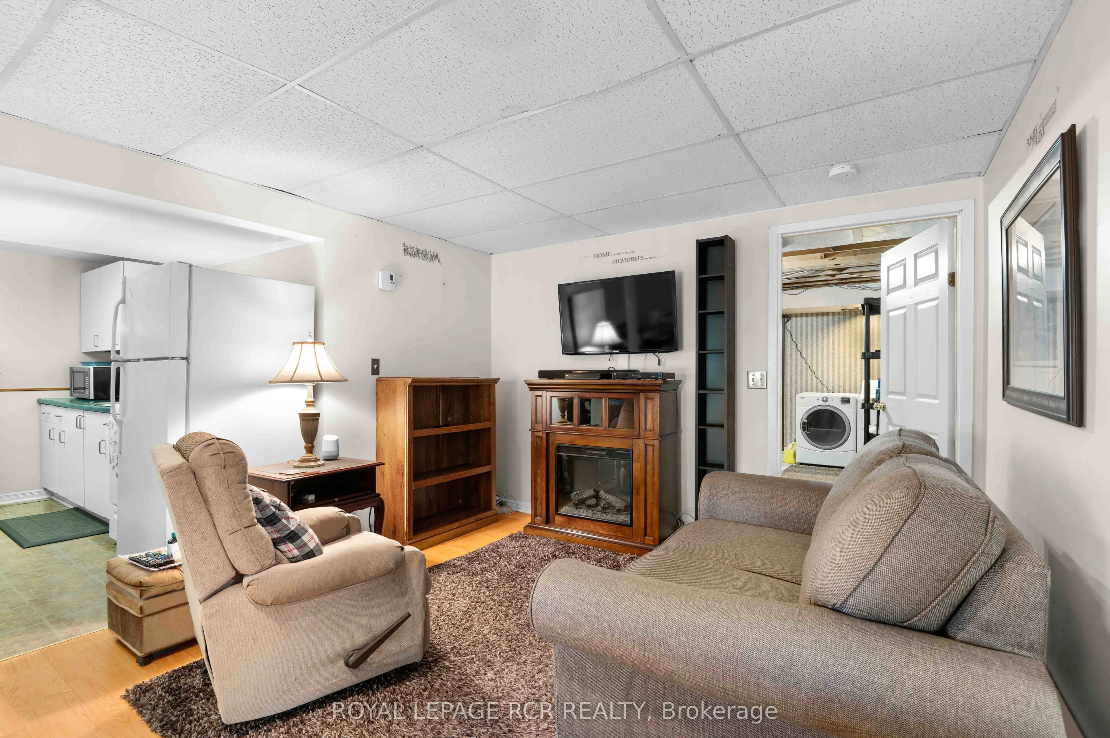 220 Edenwood Crescent