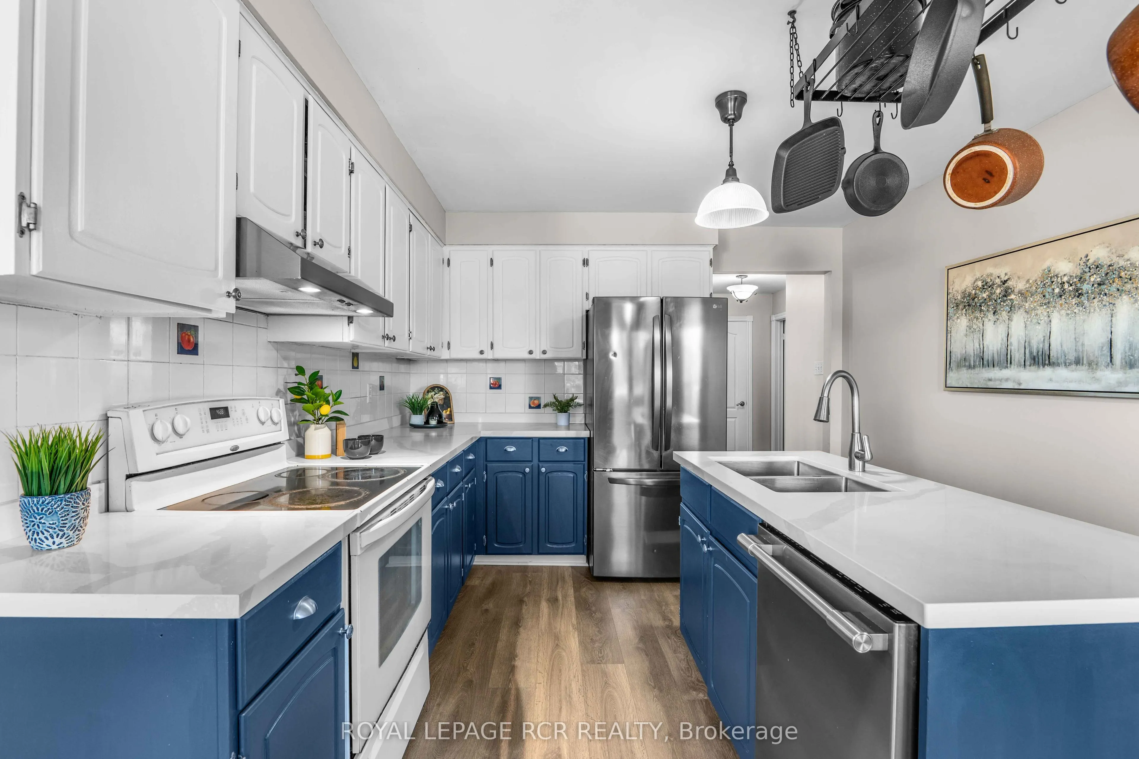 220 Edenwood Crescent