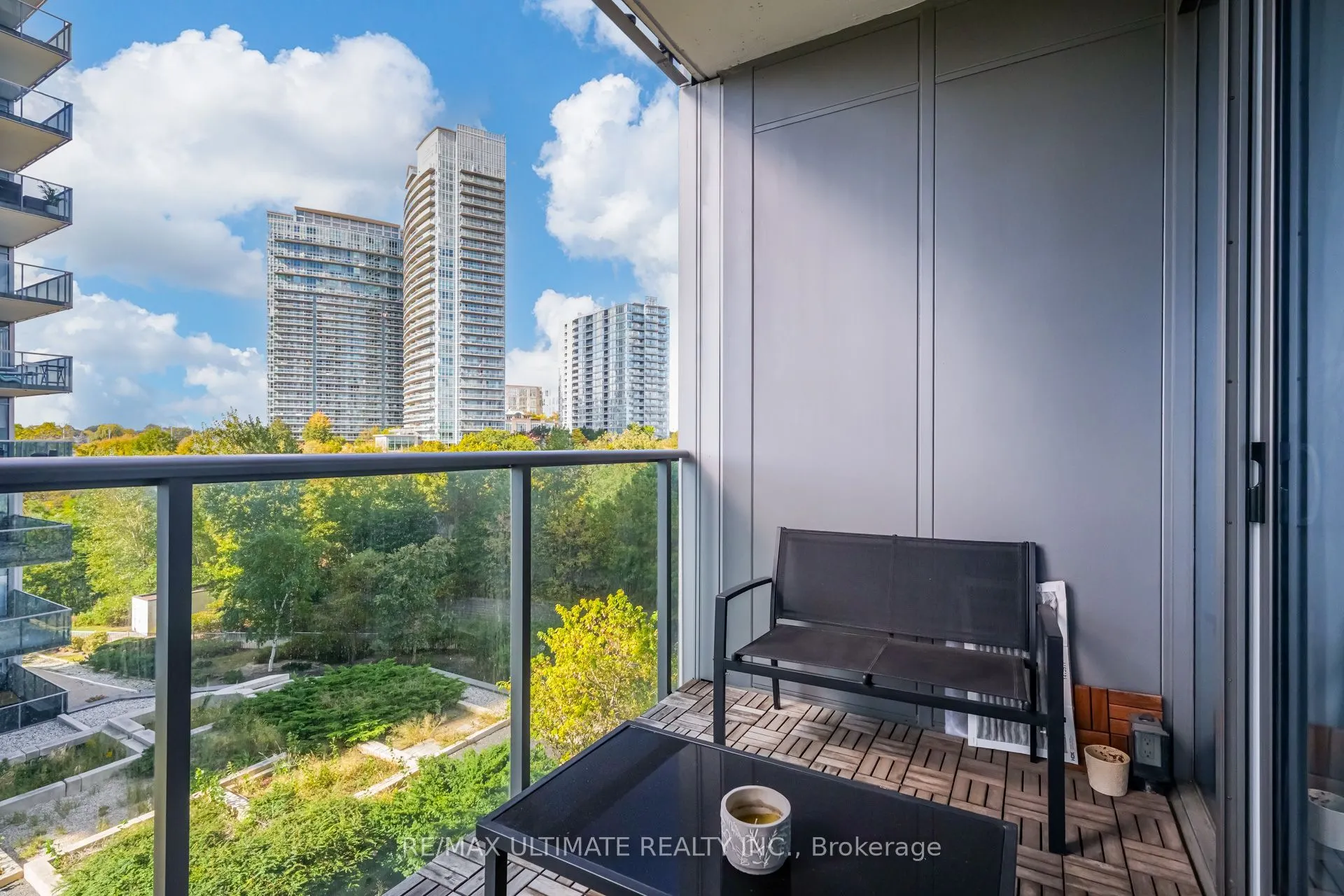 90 Park Lawn Road #602