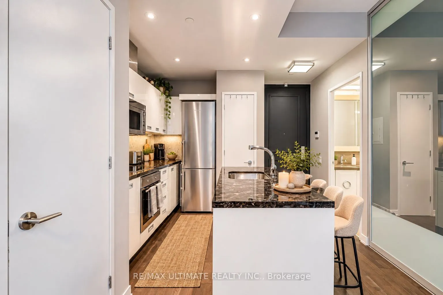 90 Park Lawn Road #602