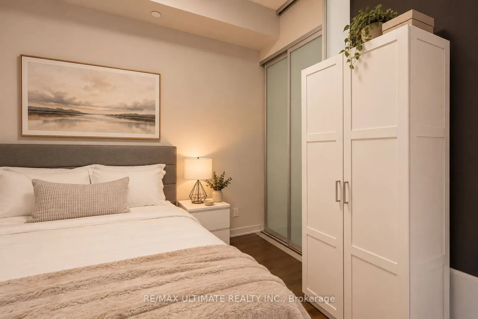 90 Park Lawn Road #602