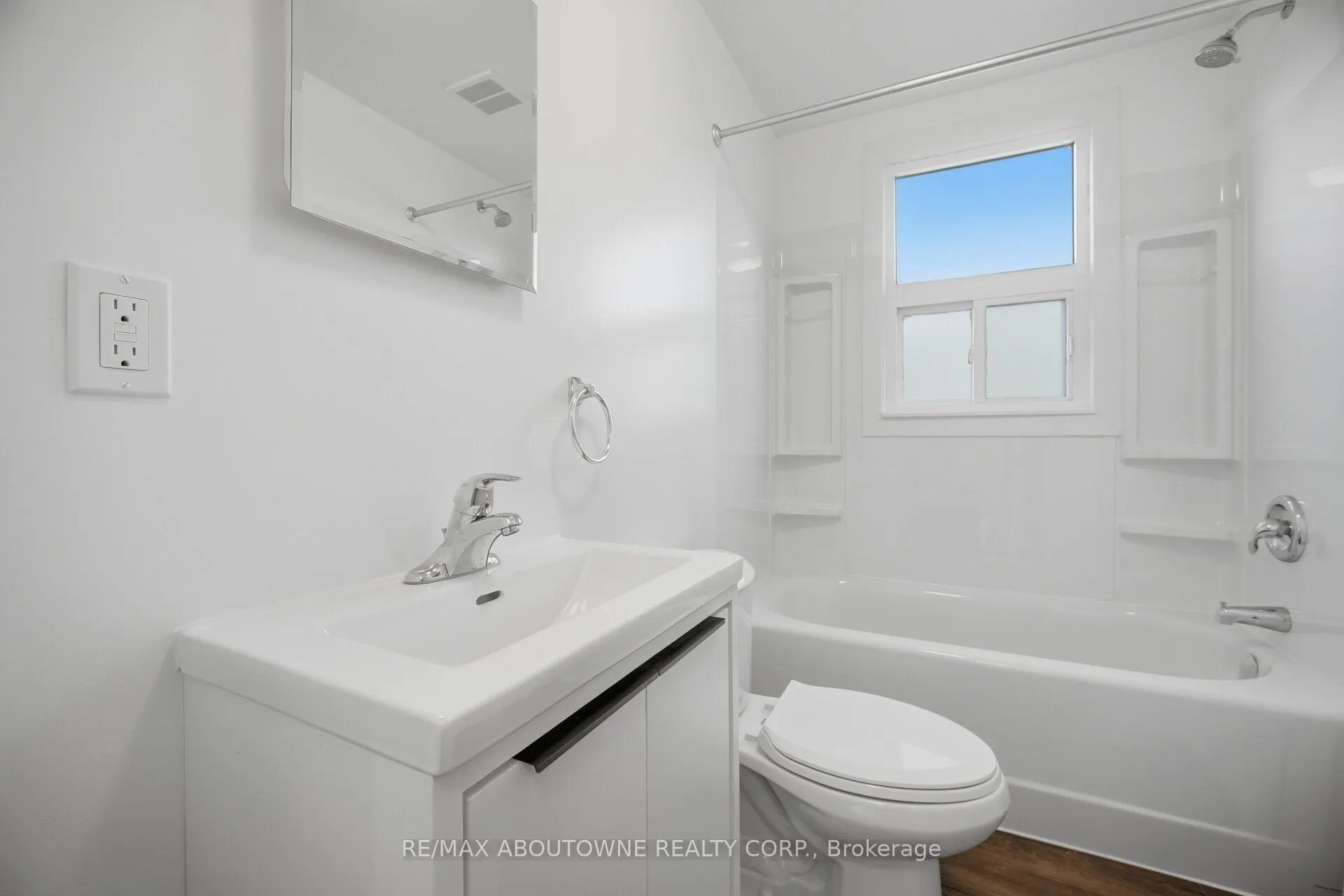1047 Churchill Avenue E #1