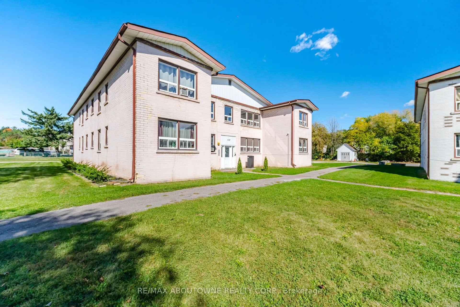 1047 Churchill Avenue E #1