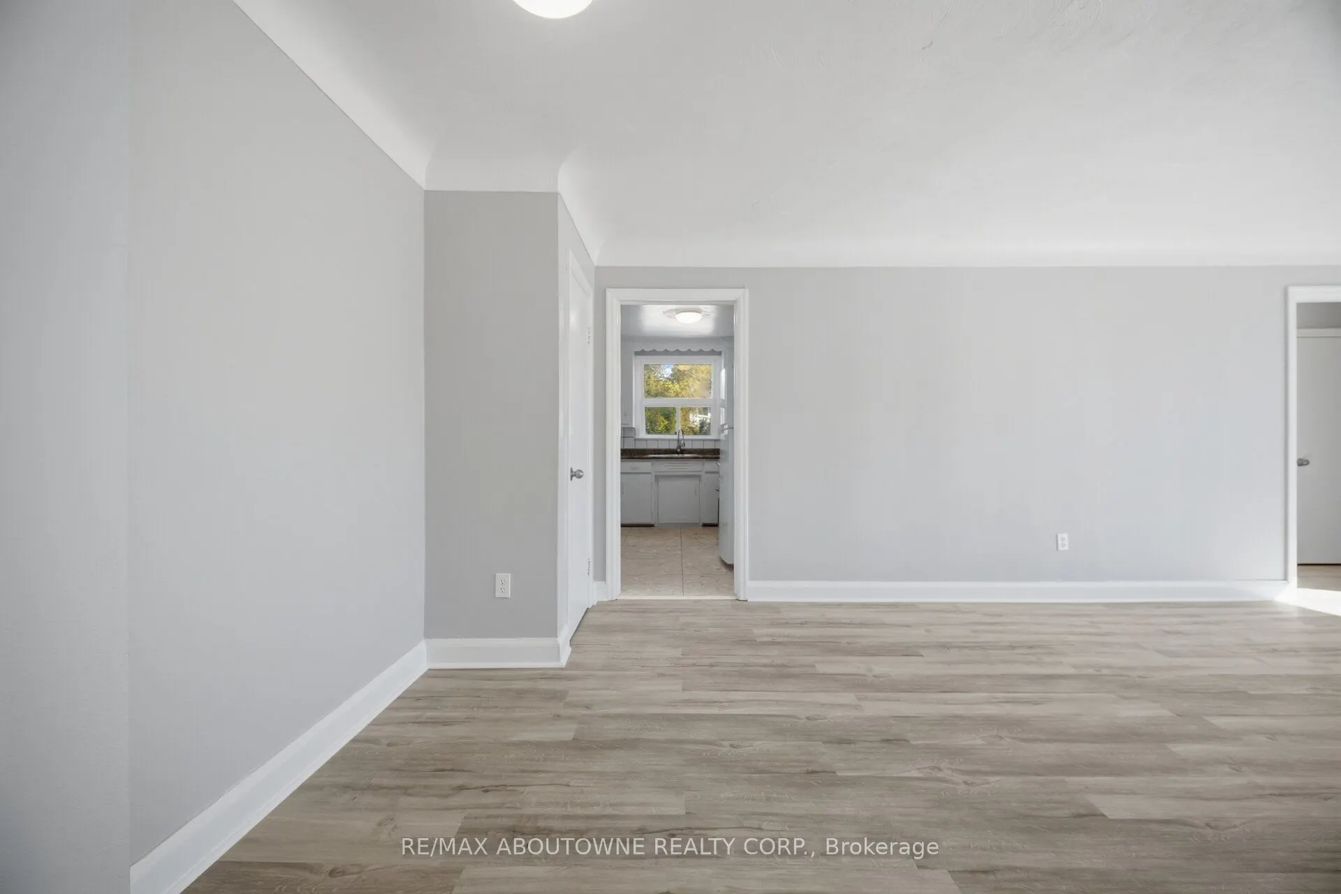 1047 Churchill Avenue E #1
