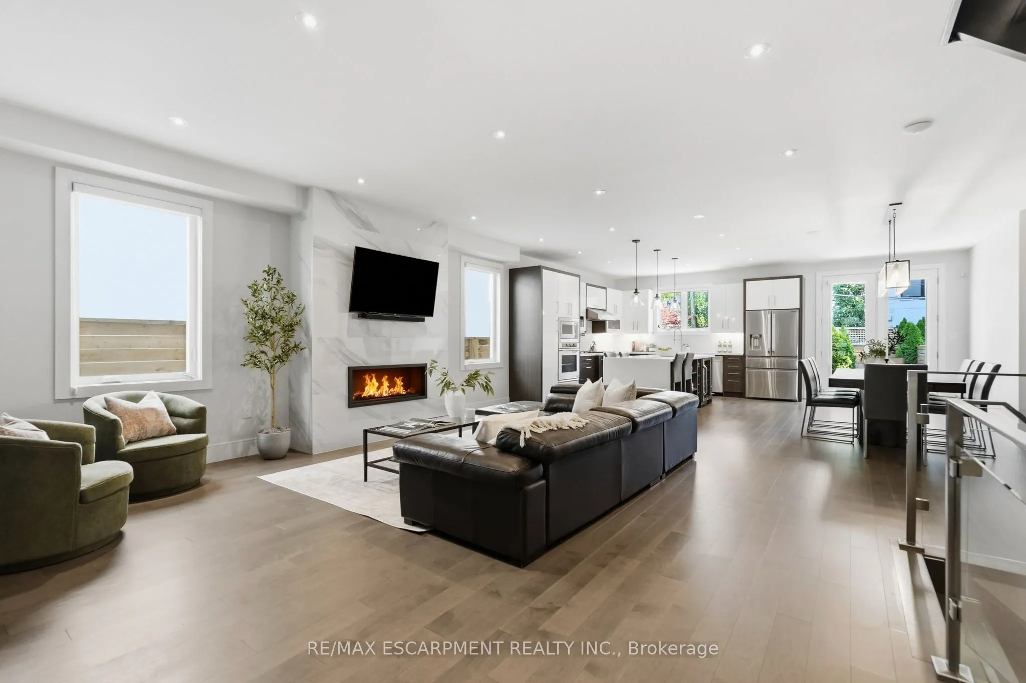 65 Forest Avenue