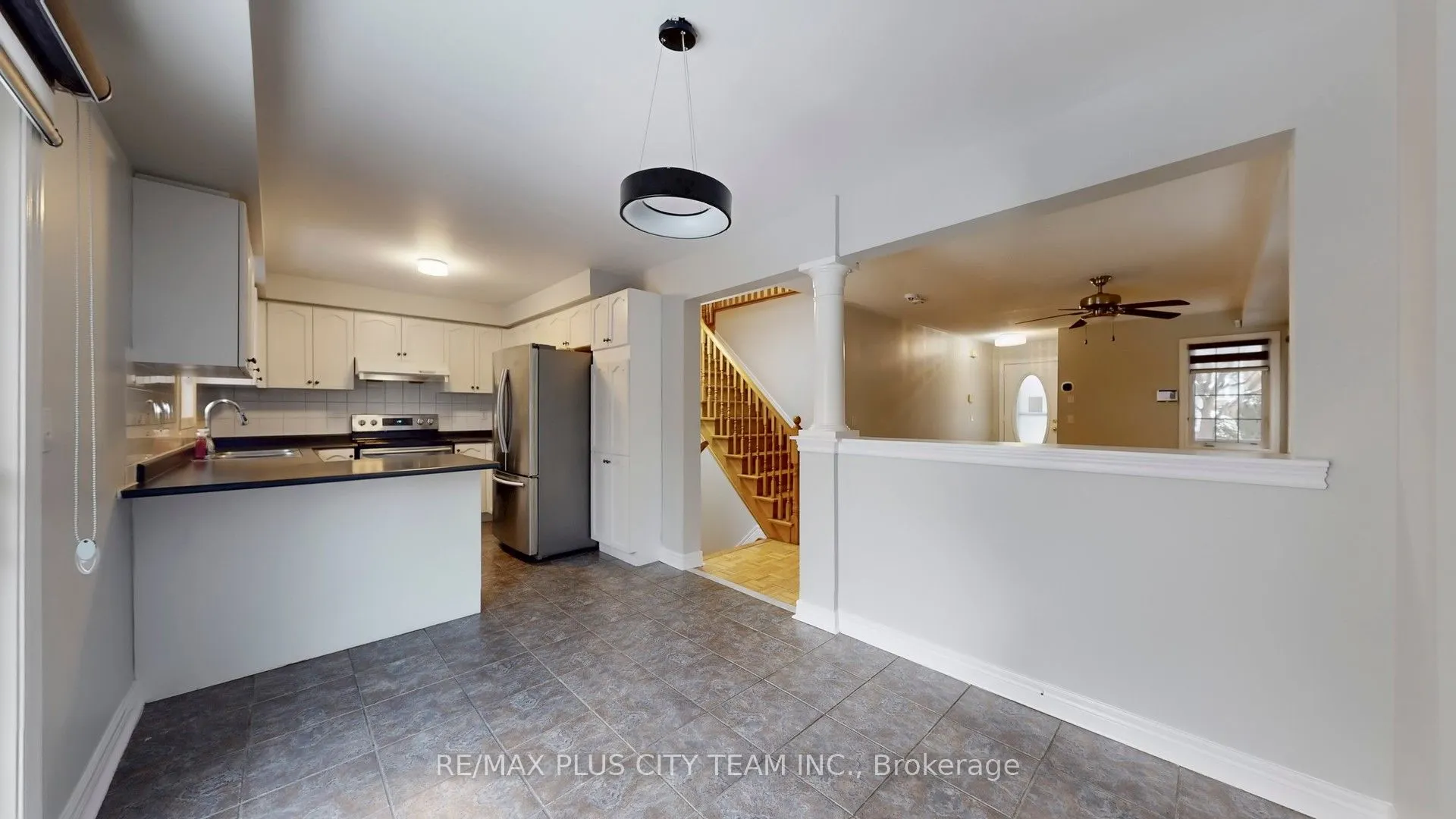 4 Slessor Lane