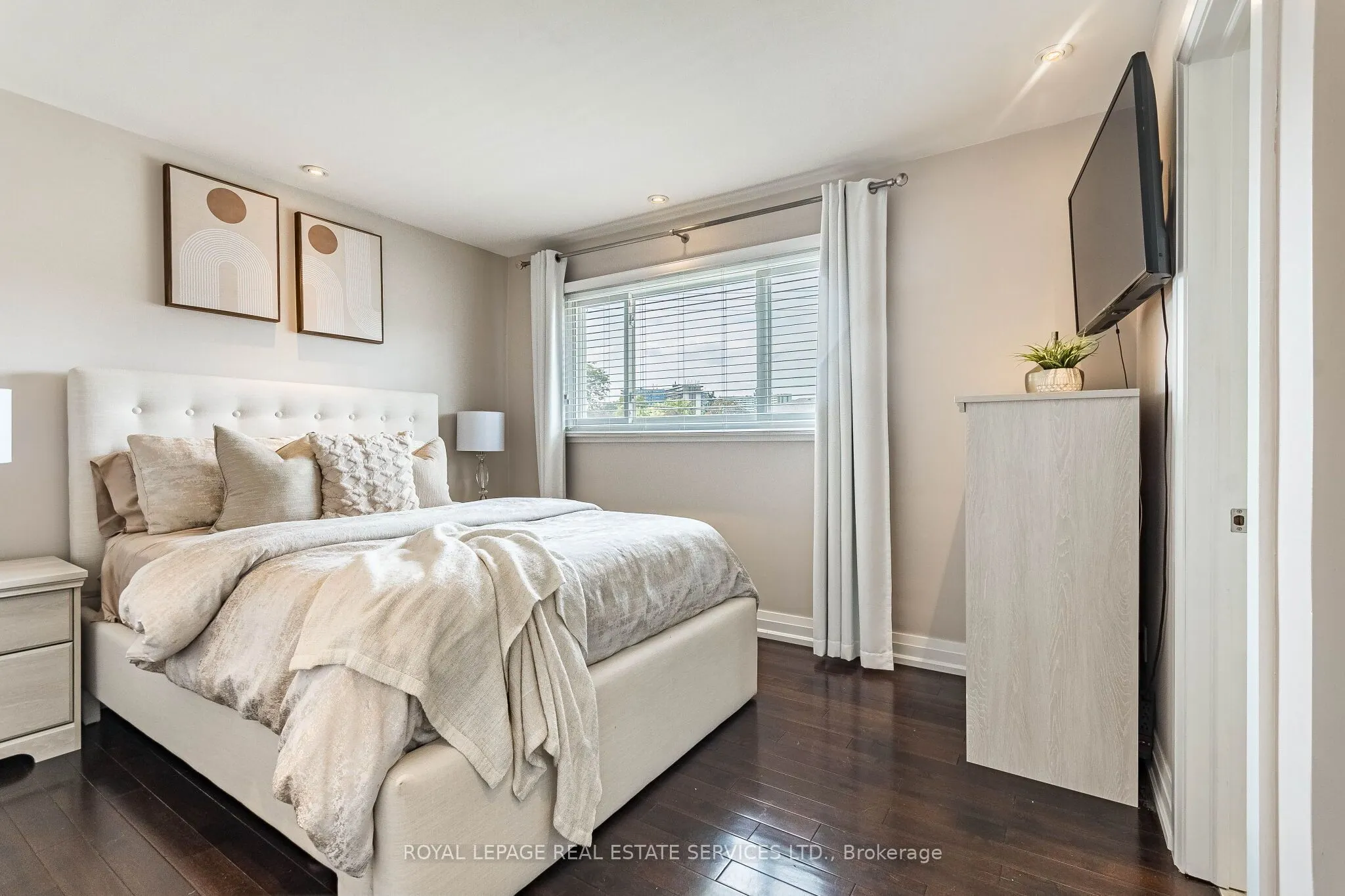 1192 Flagship Drive
