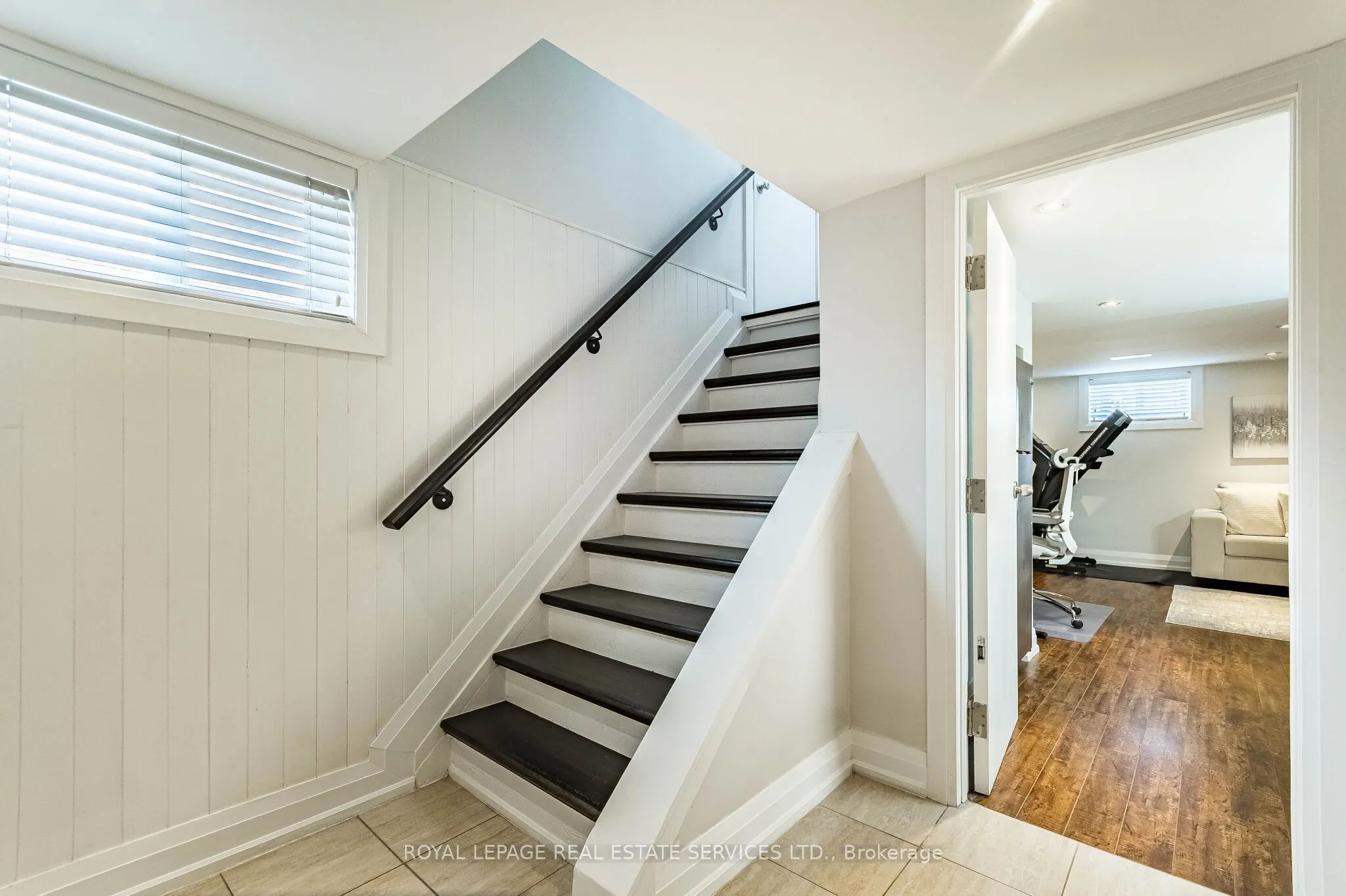 1192 Flagship Drive