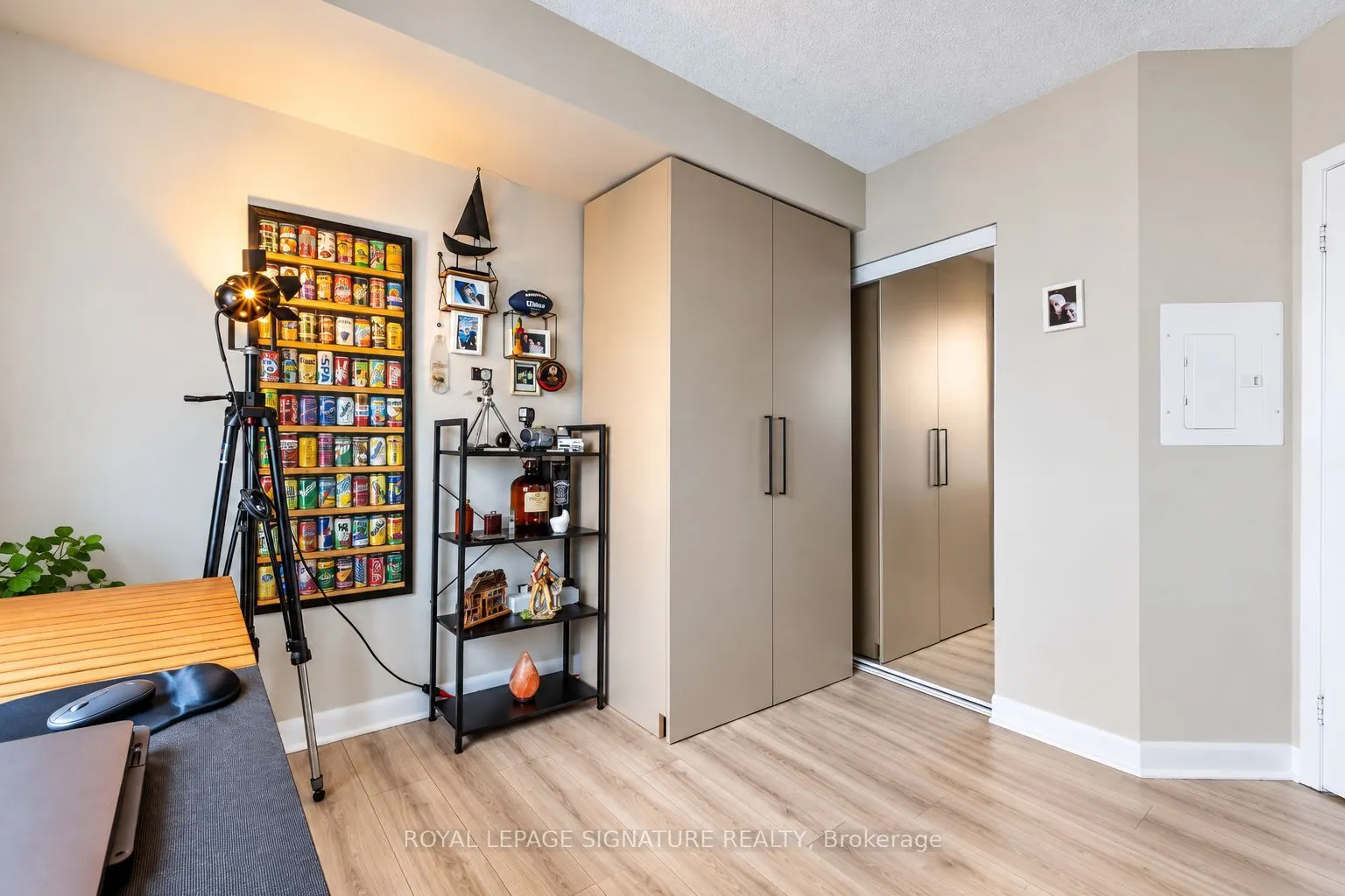 225 Sherway Gardens Road #2605