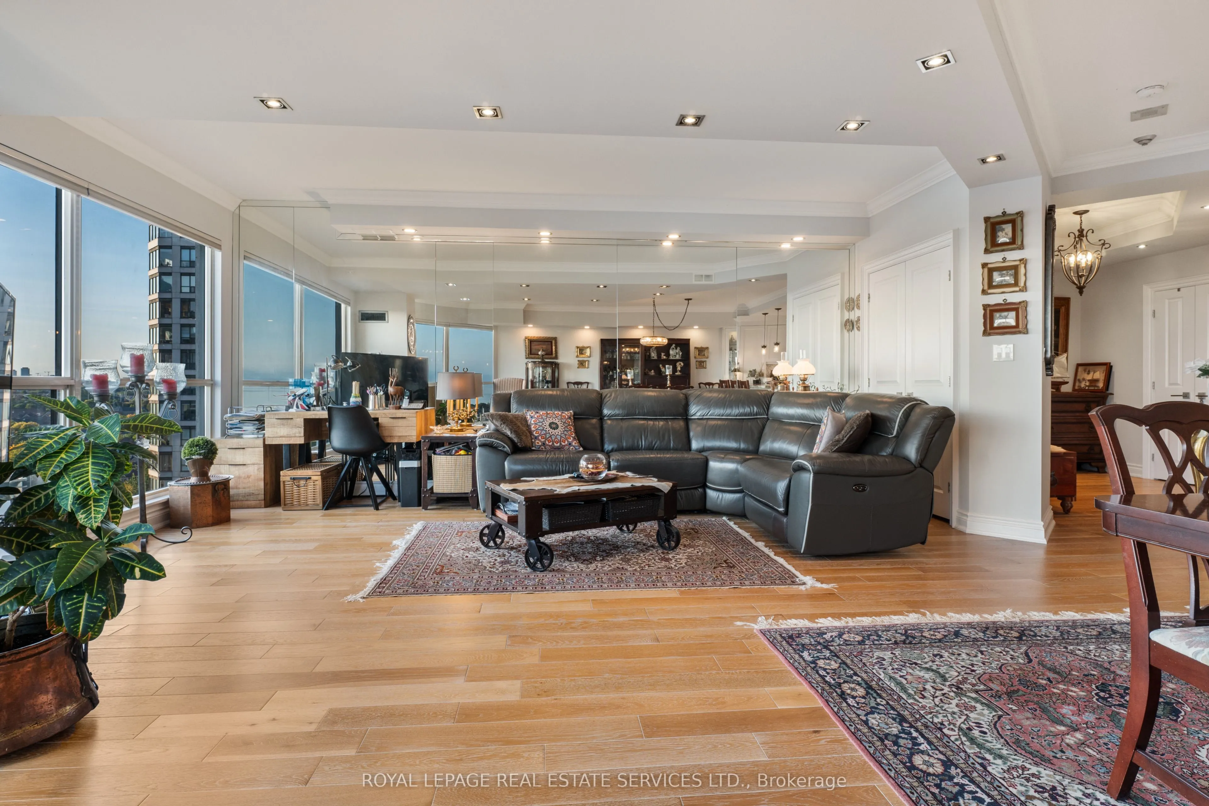 2267 Lake Shore Boulevard W #1304