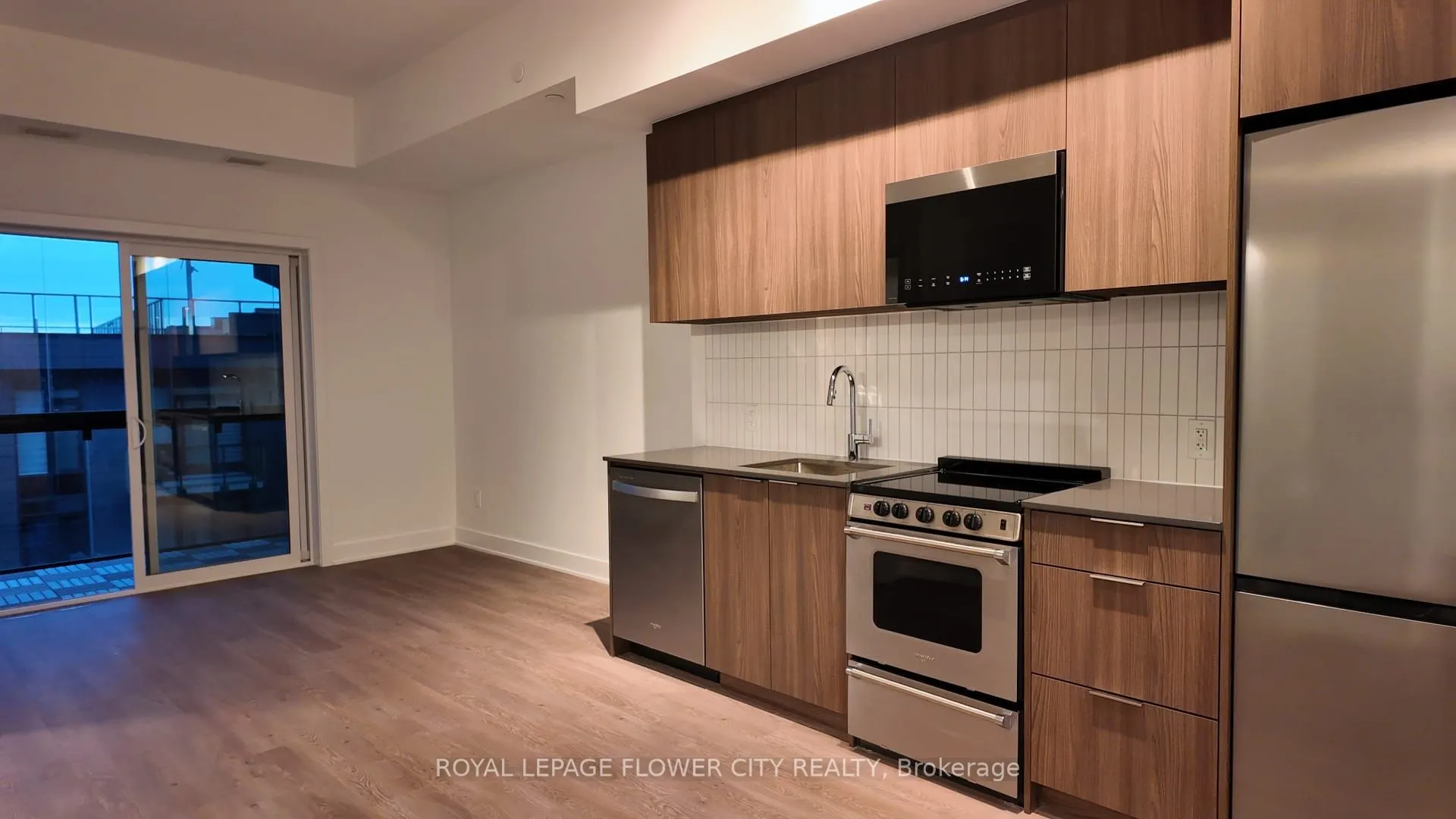 3008 William Cutmore Boulevard #712
