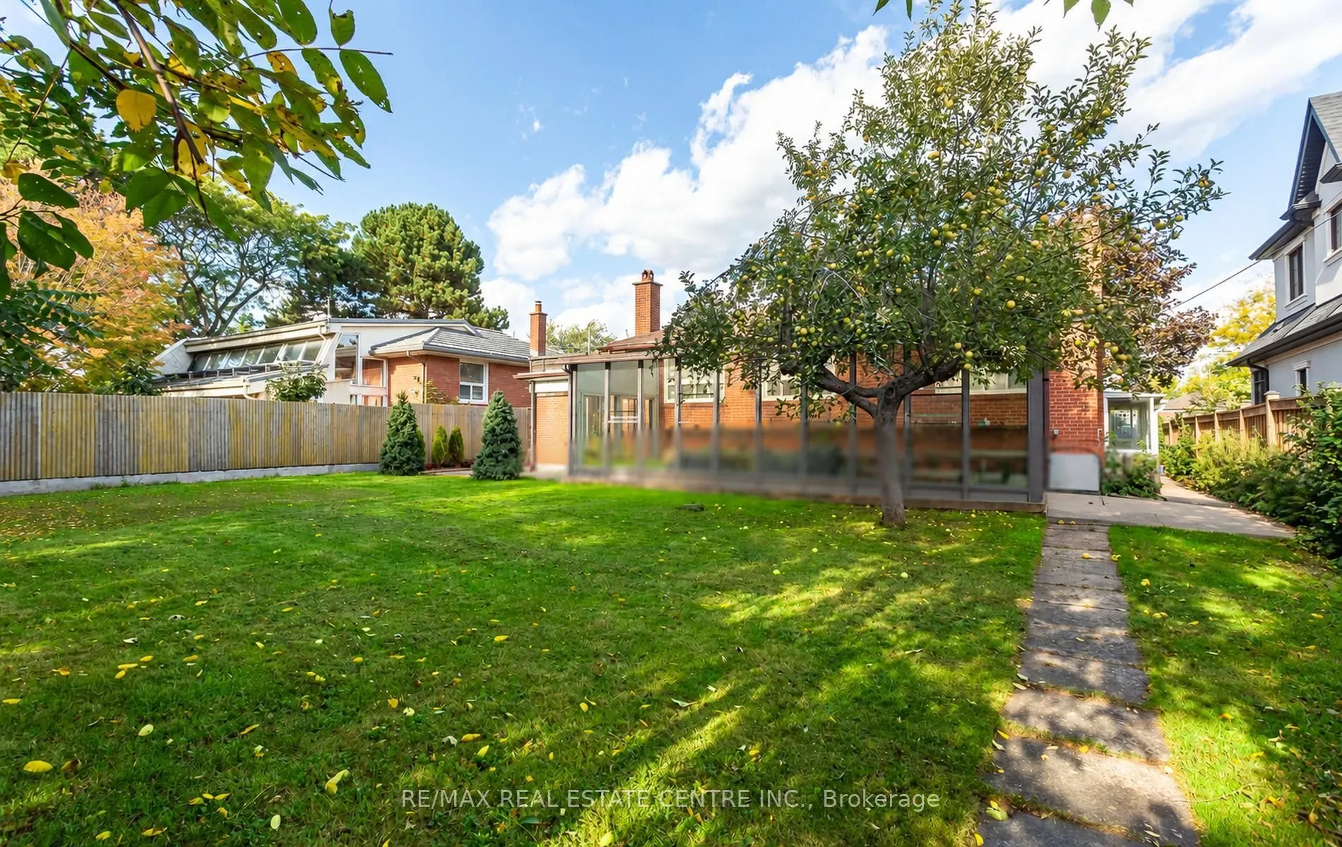 302 Southview Road