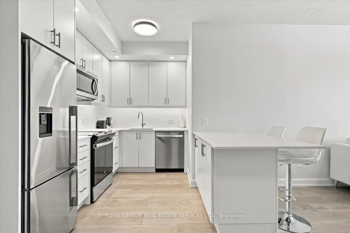 3220 William Coltson Avenue #402