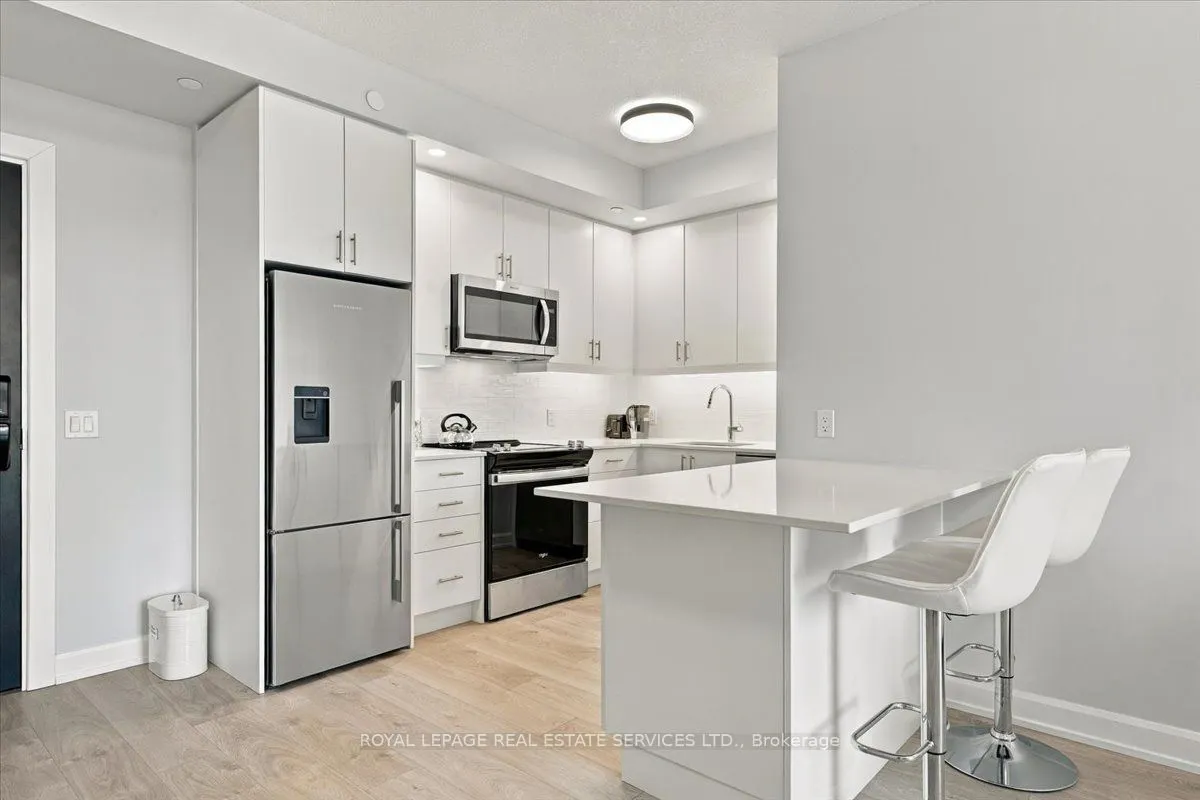 3220 William Coltson Avenue #402
