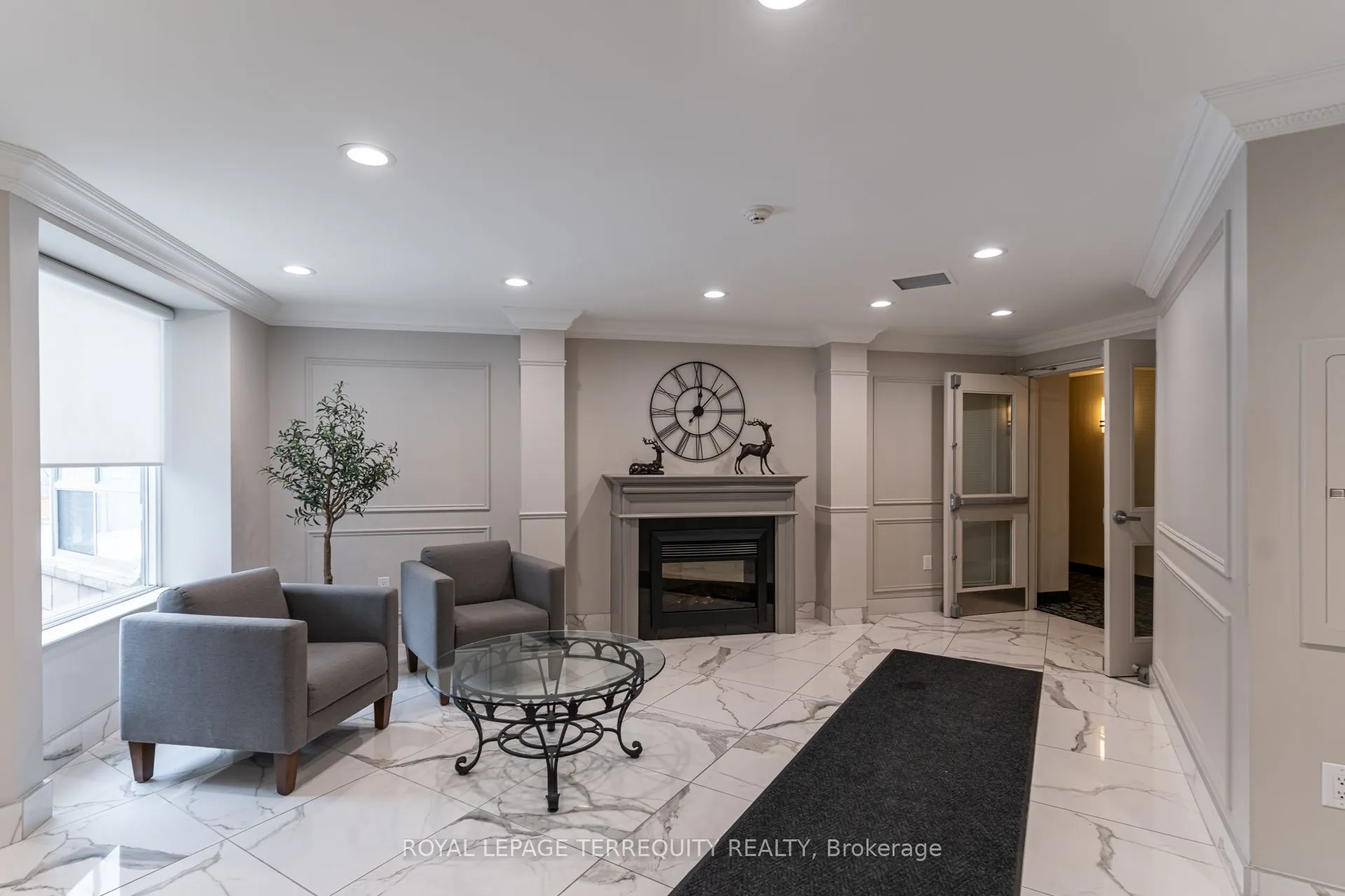2085 Amherst Heights Drive #212
