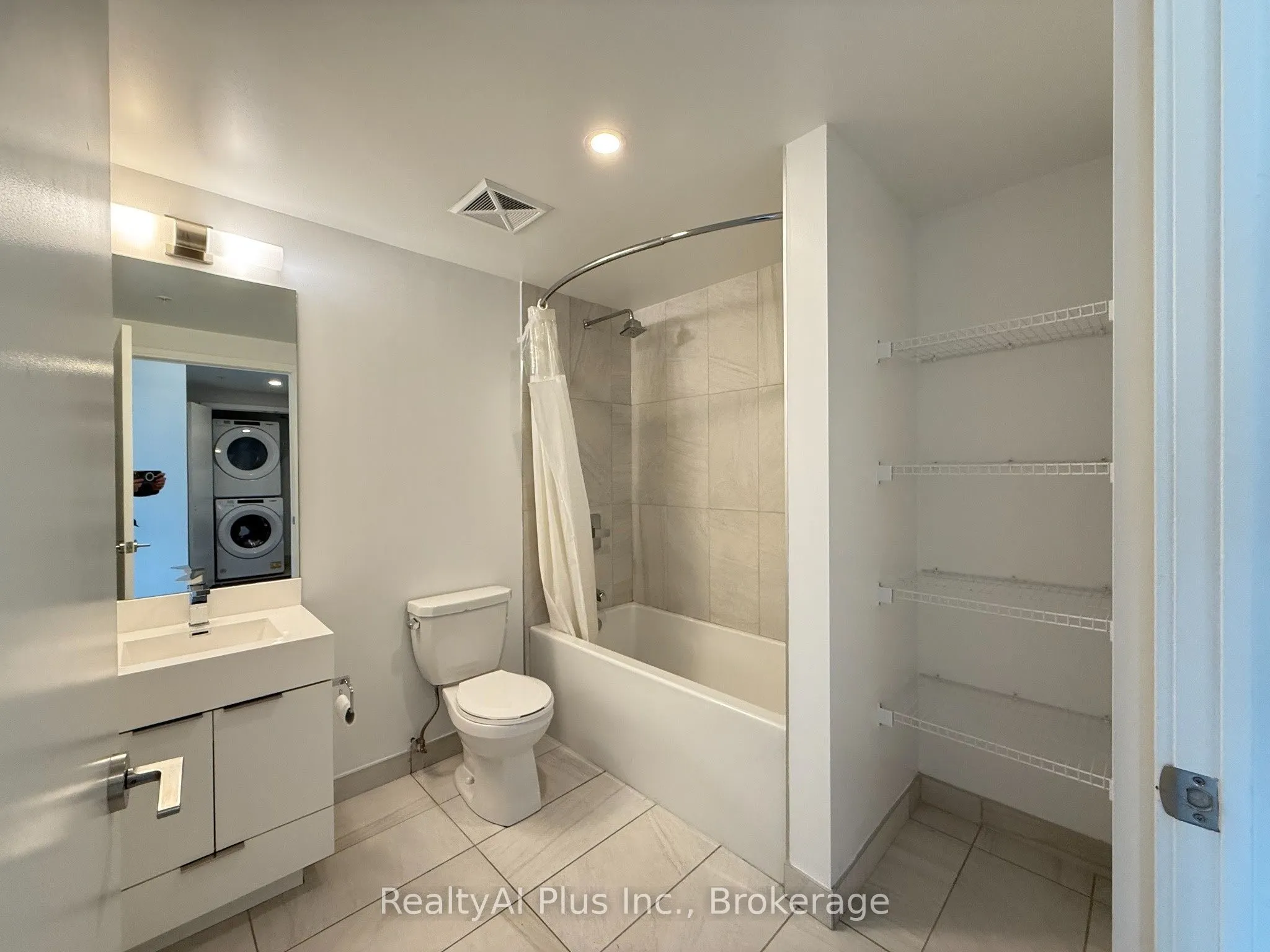 30 Samuel Wood Way #1004