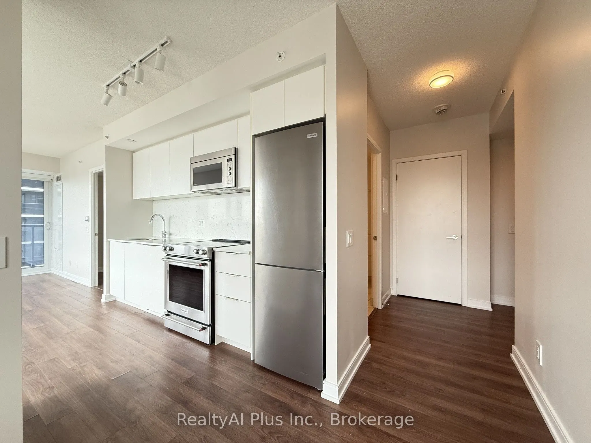 30 Samuel Wood Way #1004