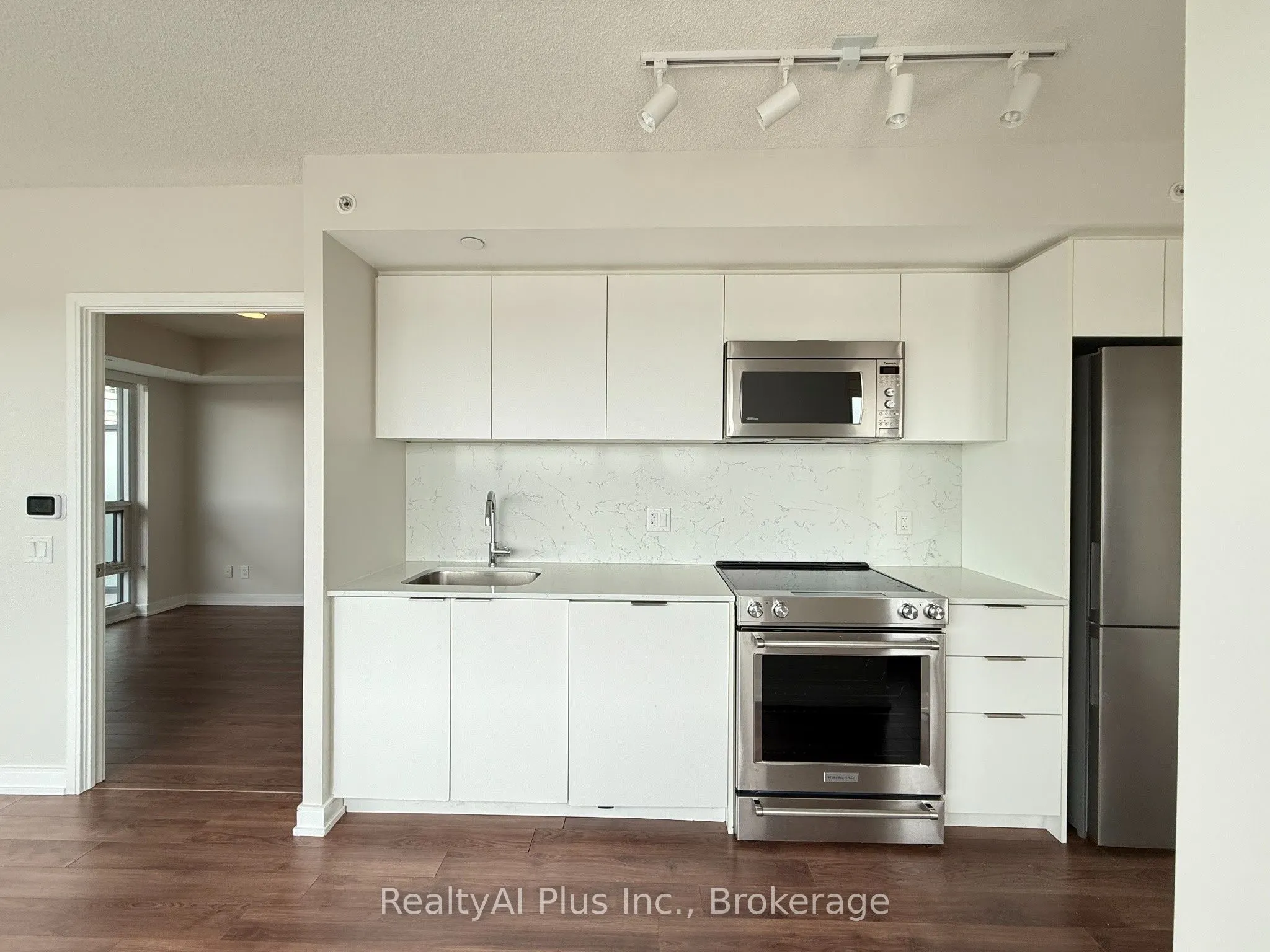 30 Samuel Wood Way #1004