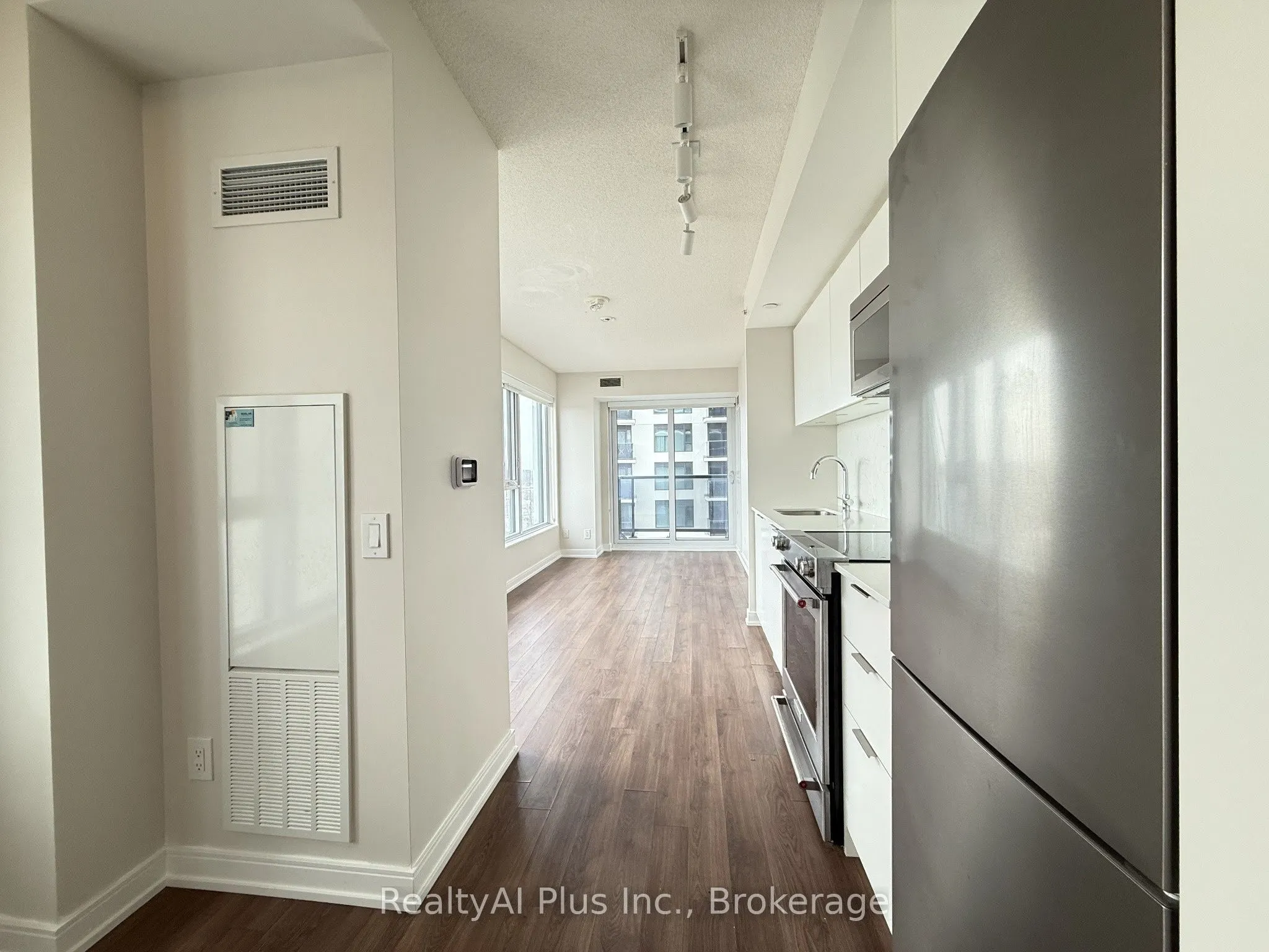 30 Samuel Wood Way #1004