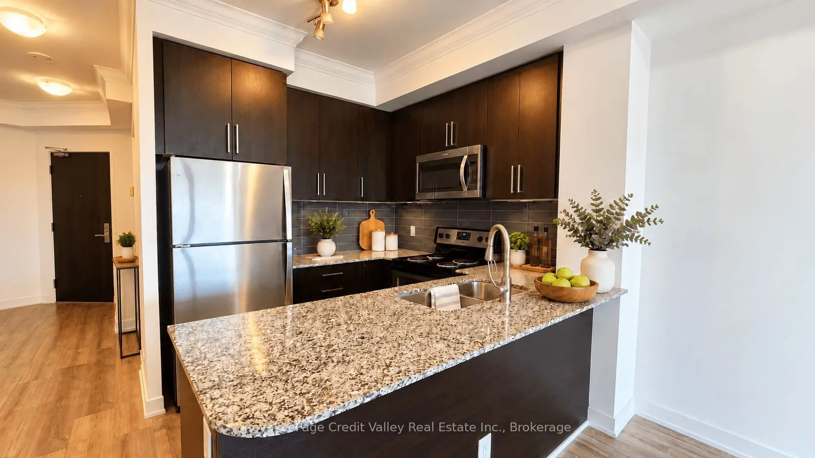 840 Queens Plate Drive #1103