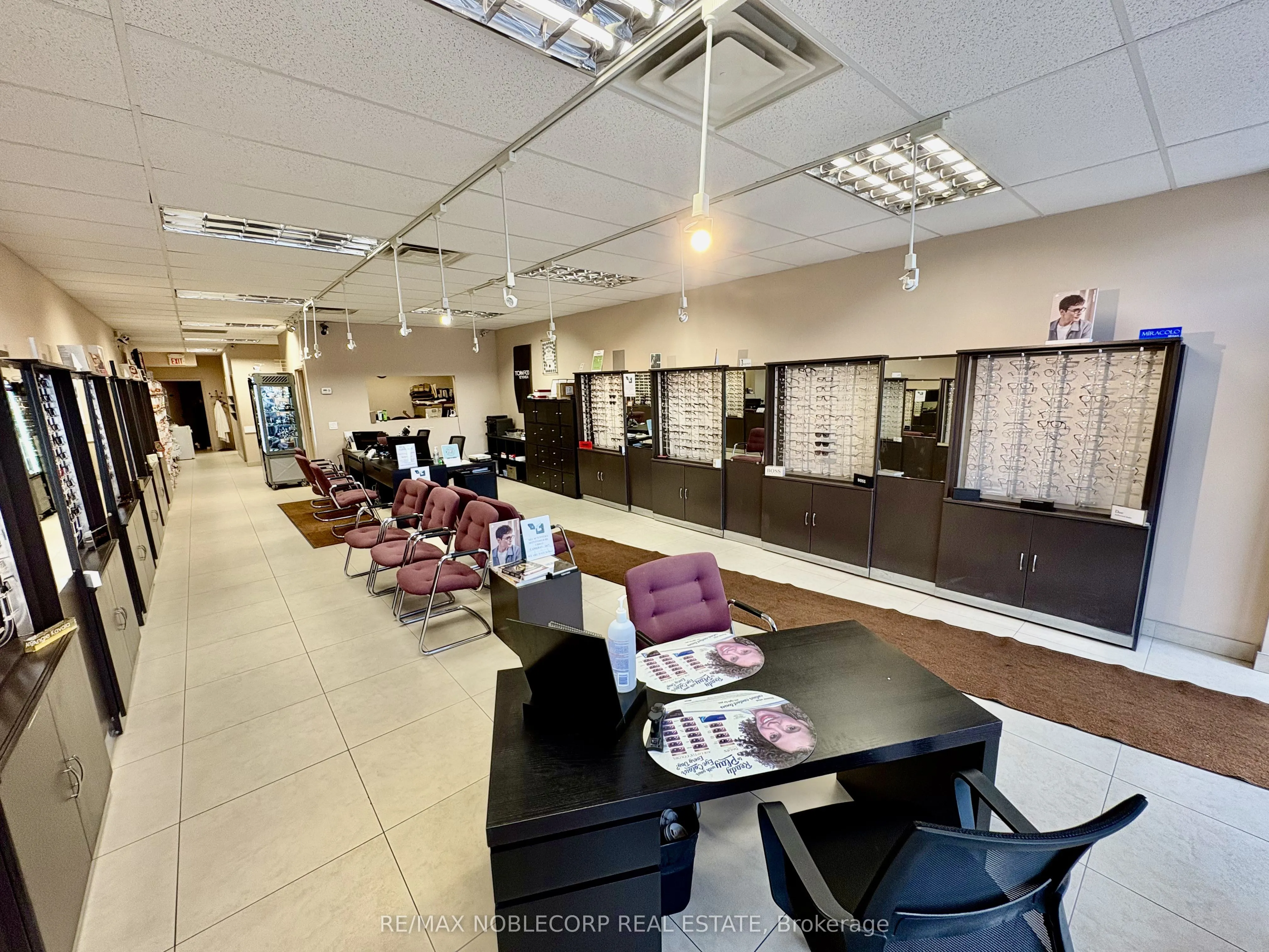 4105 Steeles Avenue W