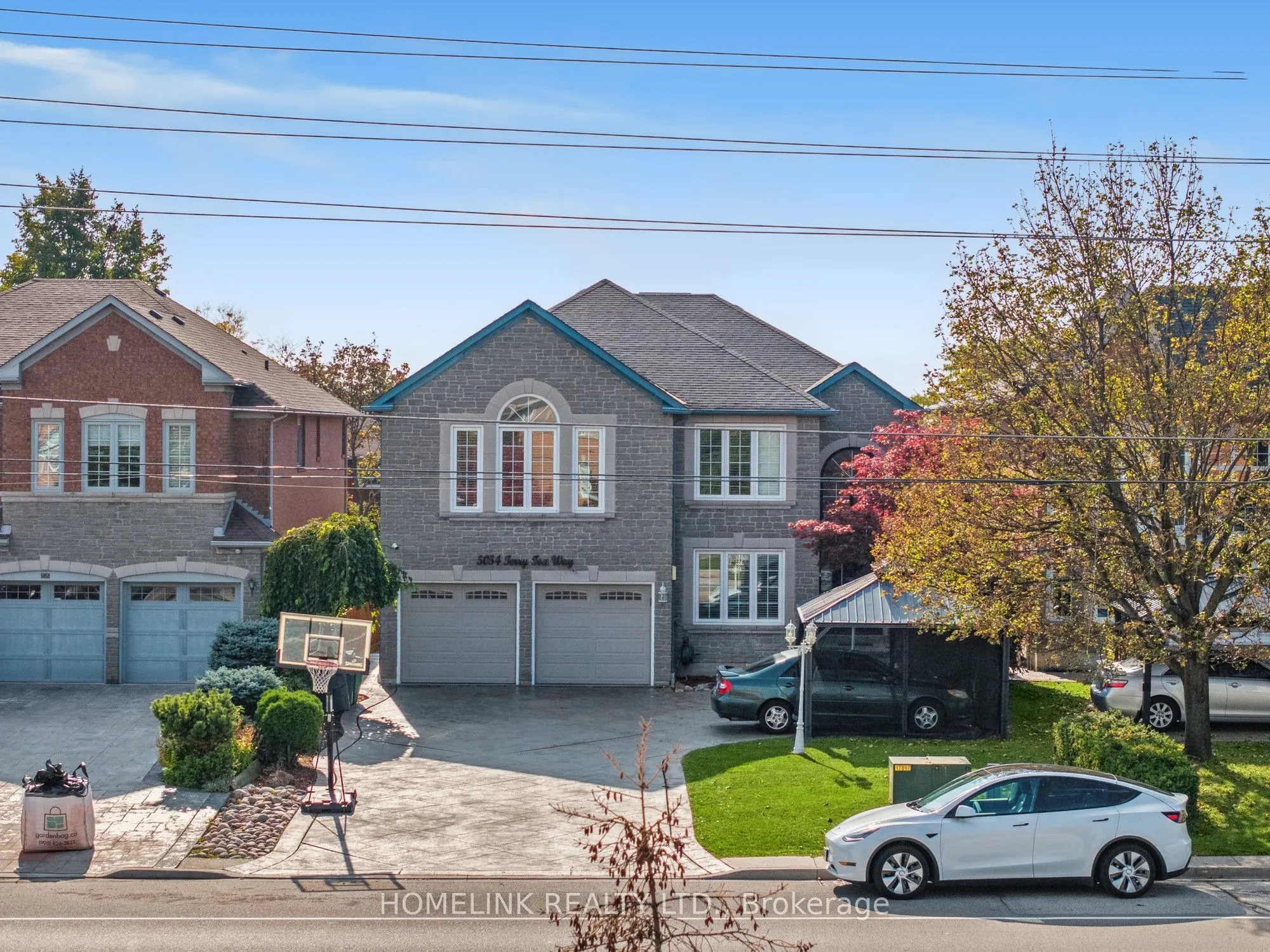 5054 Terry Fox Way