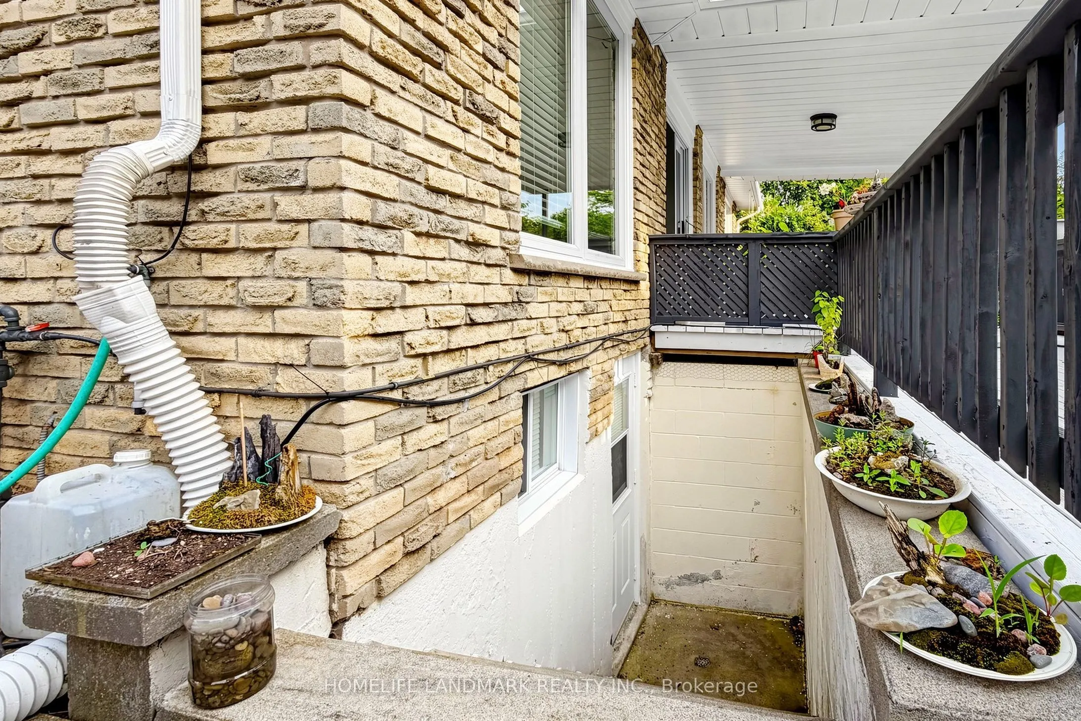 224 Valleyview Court