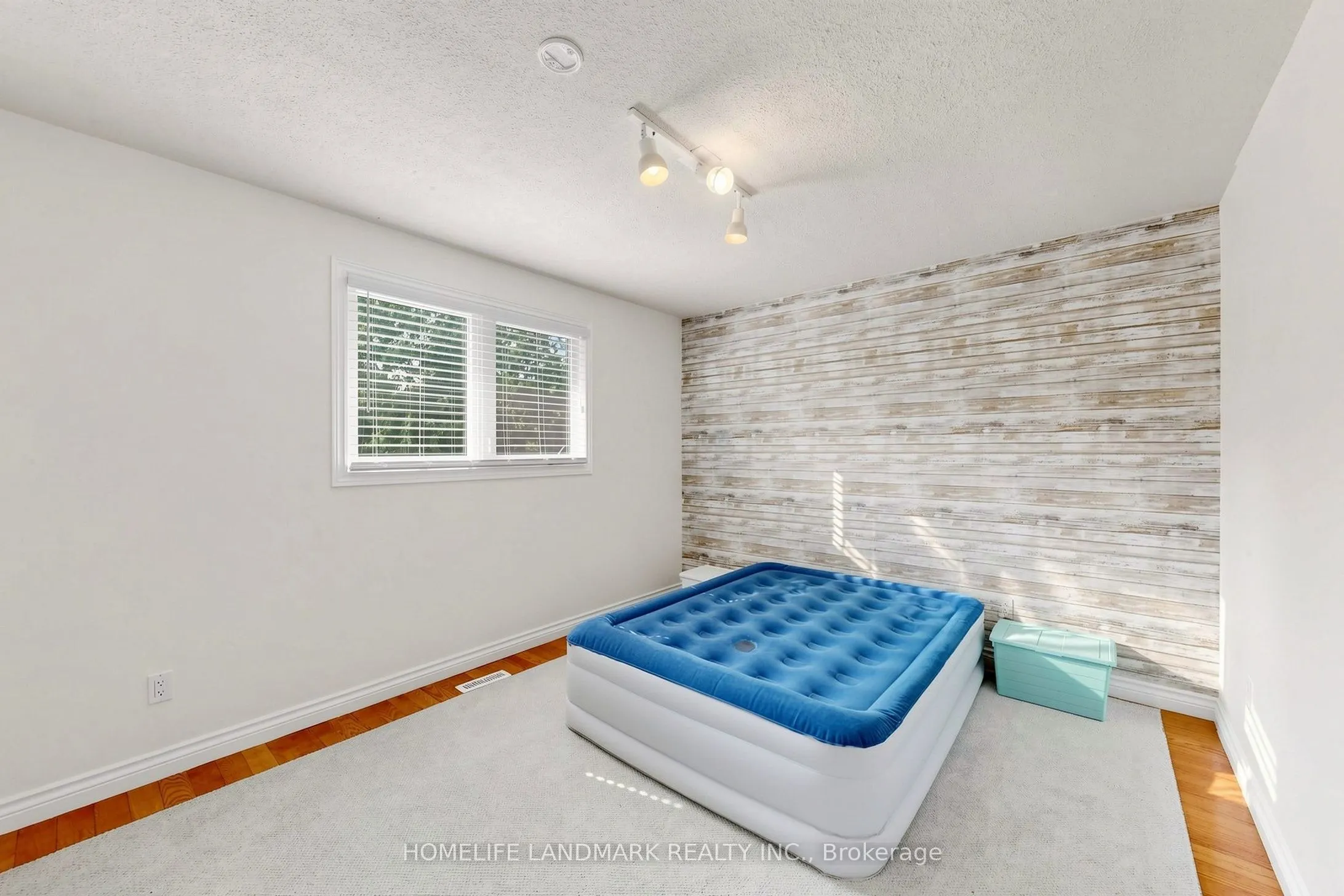 224 Valleyview Court