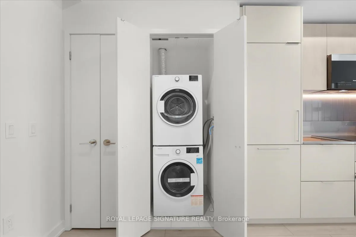 1 Fairview Road E #905