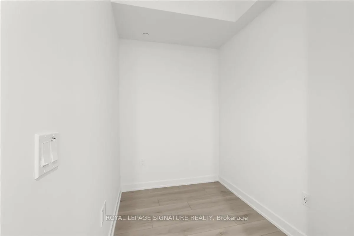 1 Fairview Road E #905