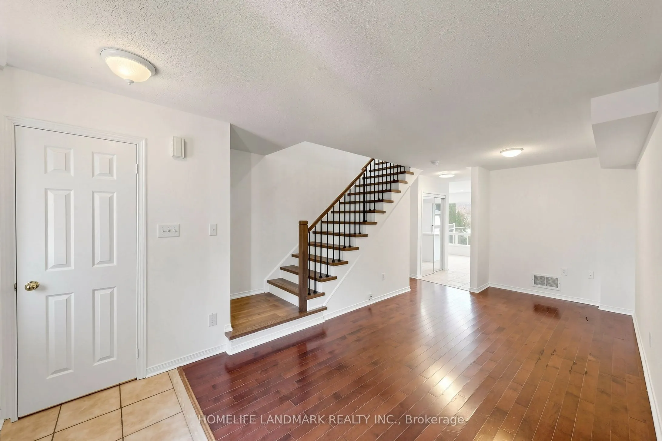 552 Thelma Street