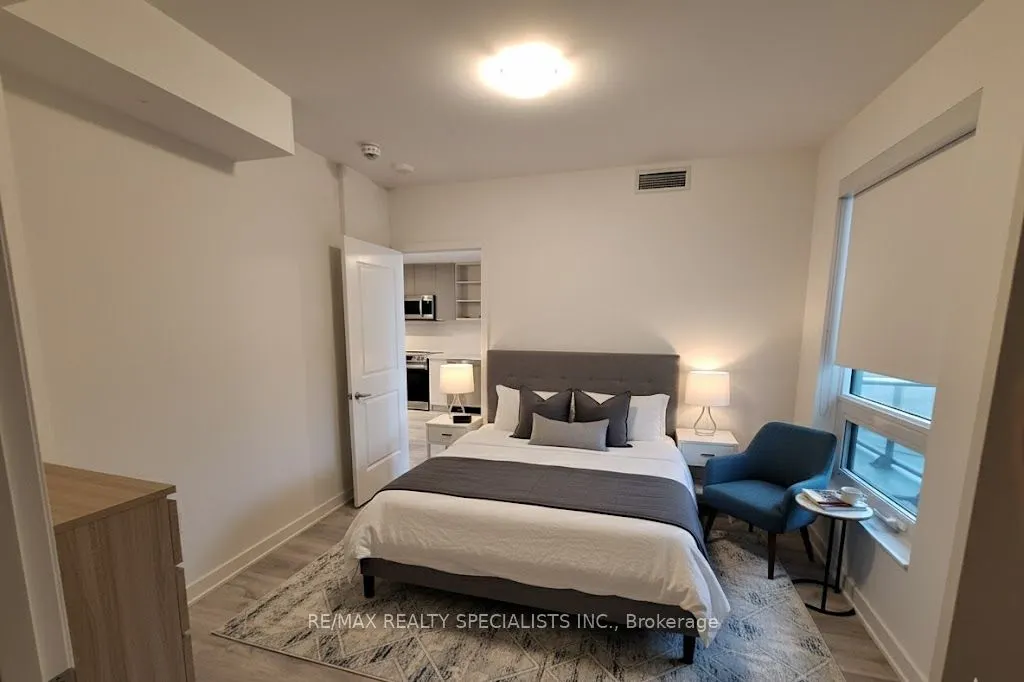 4655 Metcalfe Avenue #404B